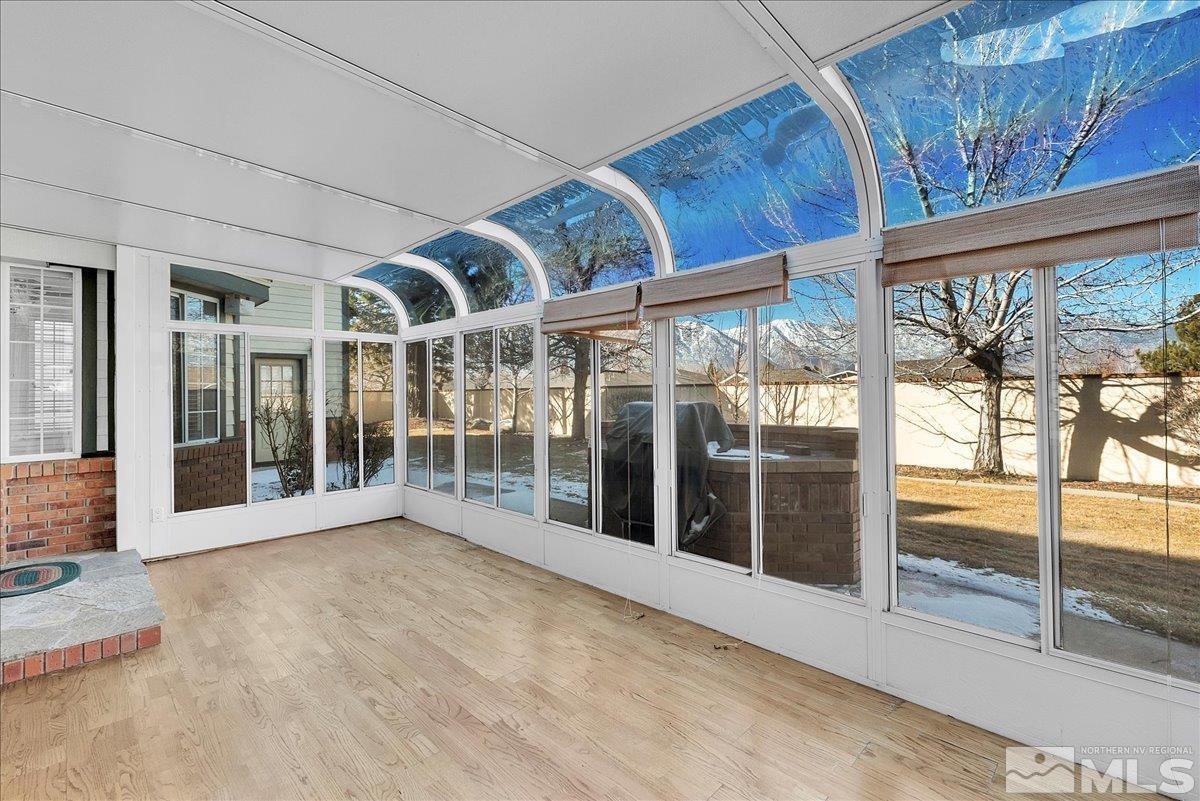 972 Springfield Property Photo 36