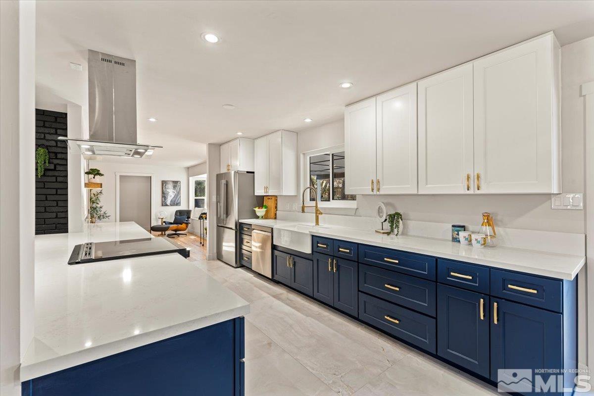 395 Chevy Chase St Property Photo 12