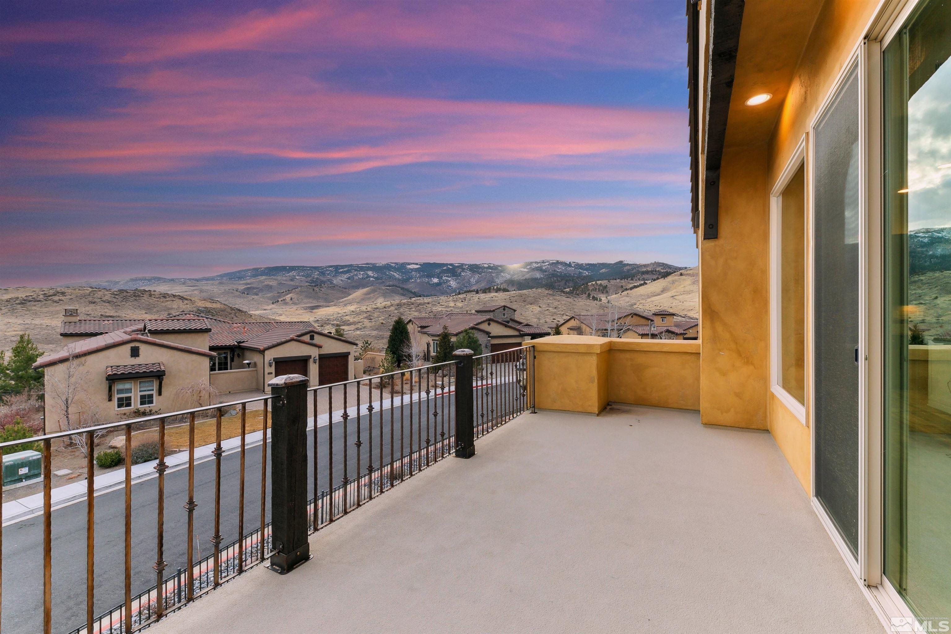 6250 Vista Montagna Property Photo 16