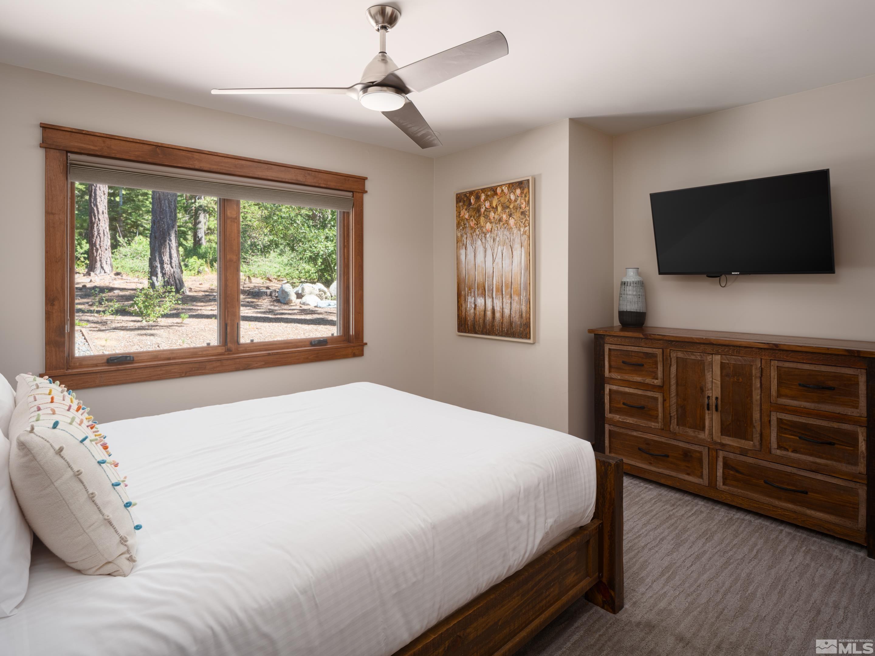 250001104 Property Photo 18