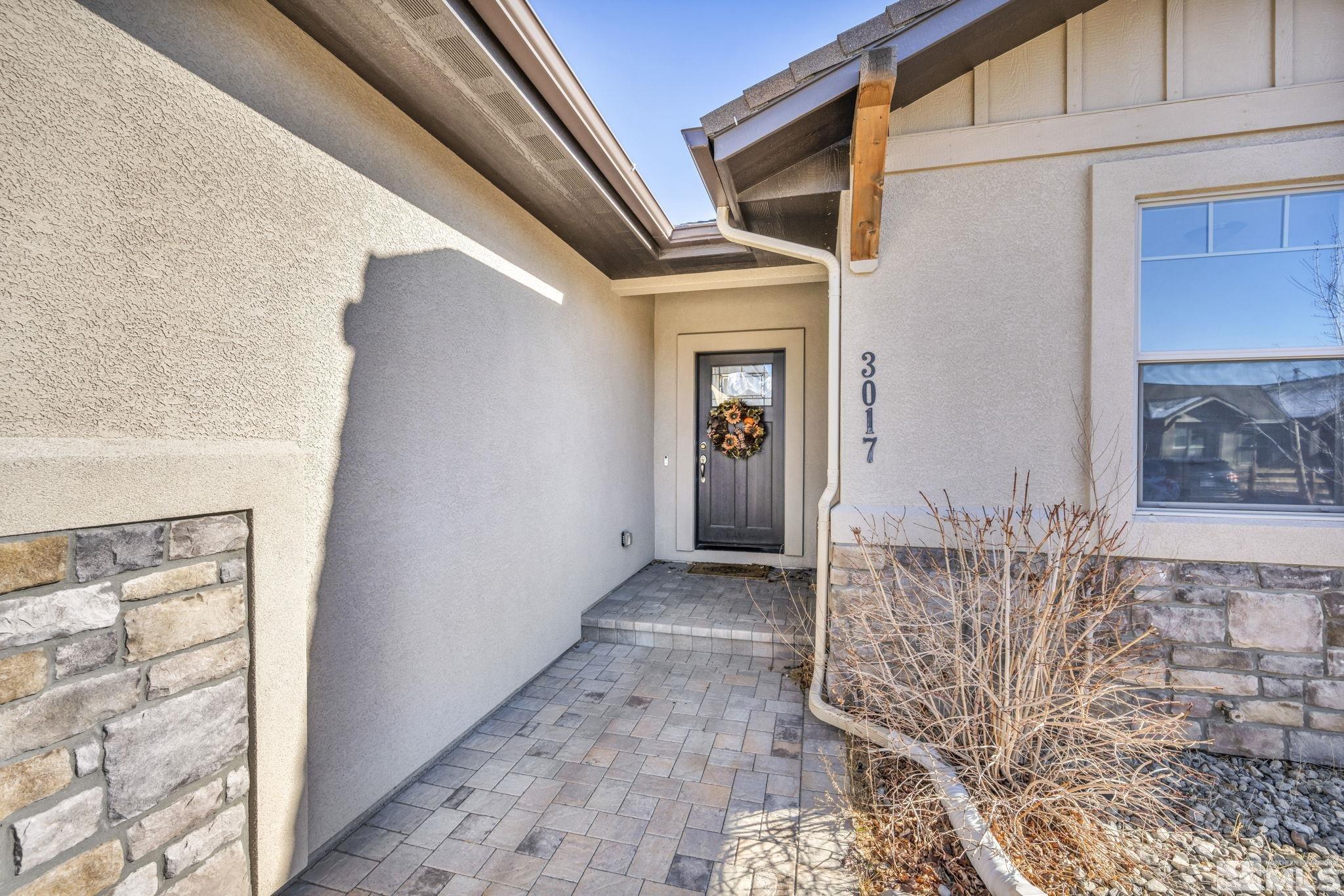 3017 Sarratea Dr Property Photo 2