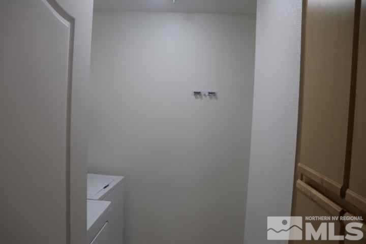 6850 Sharlands G 1033 G 1033 Property Photo 9