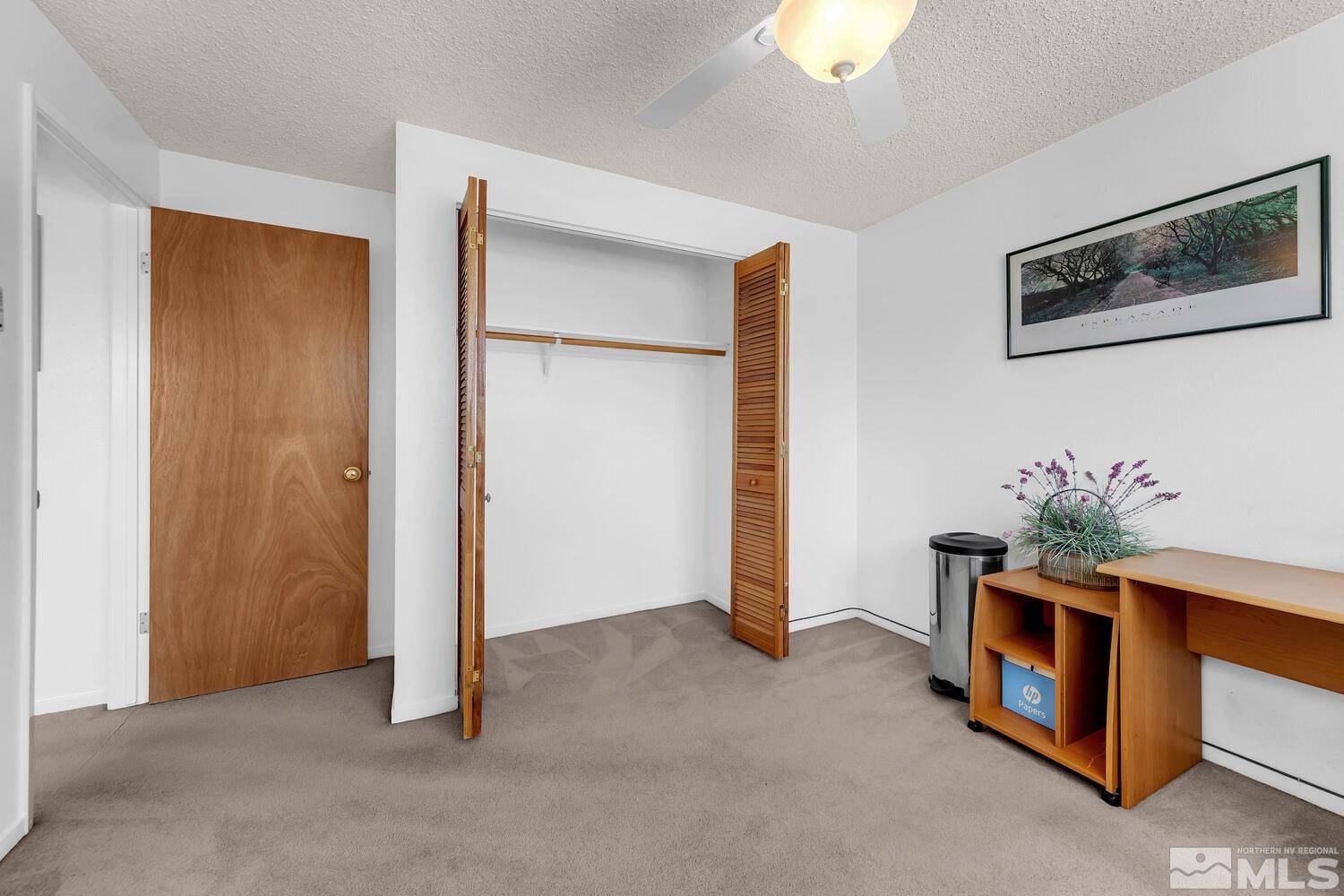 939 Woodberry Dr #3 3 Property Photo 17