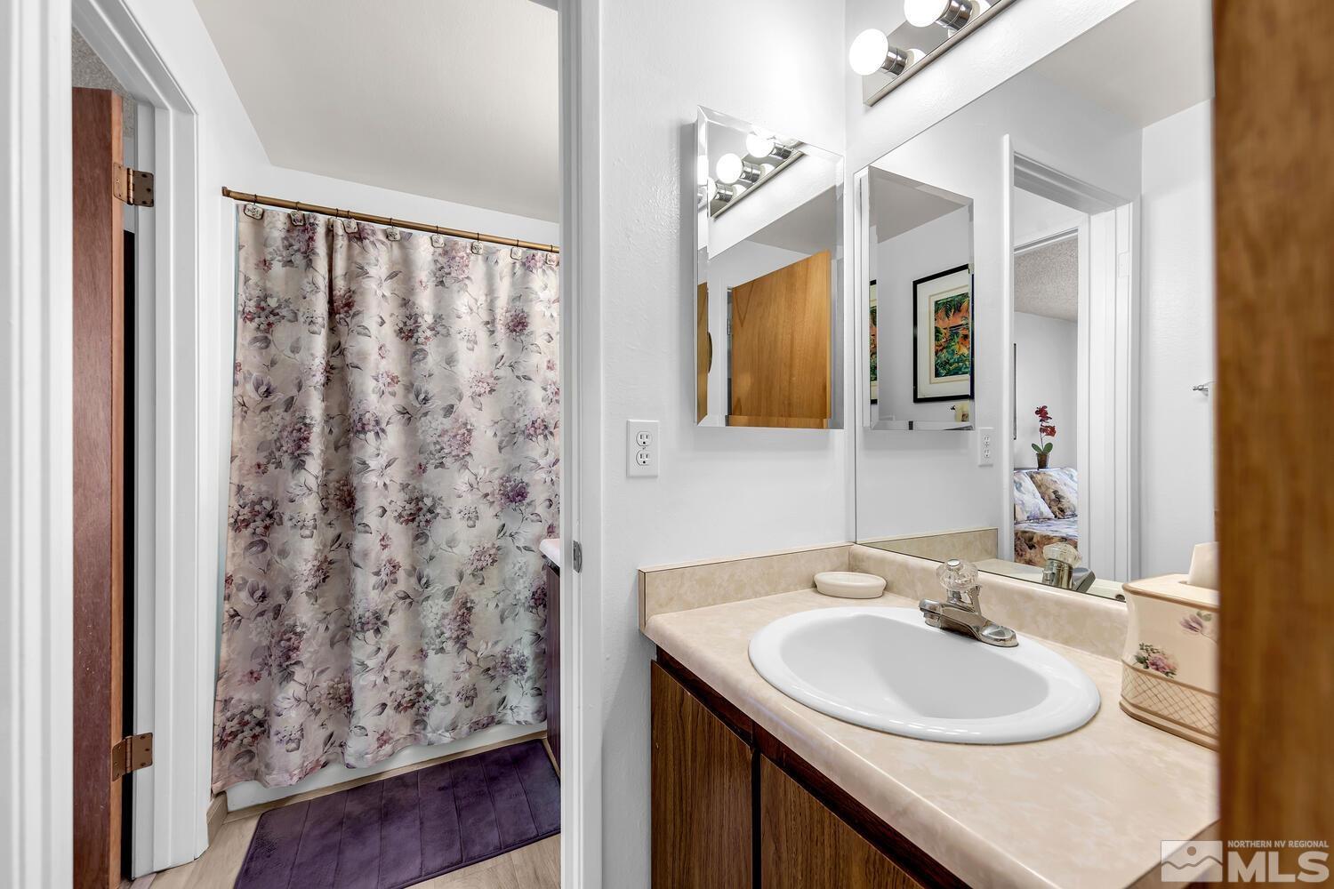 939 Woodberry Dr #3 3 Property Photo 23