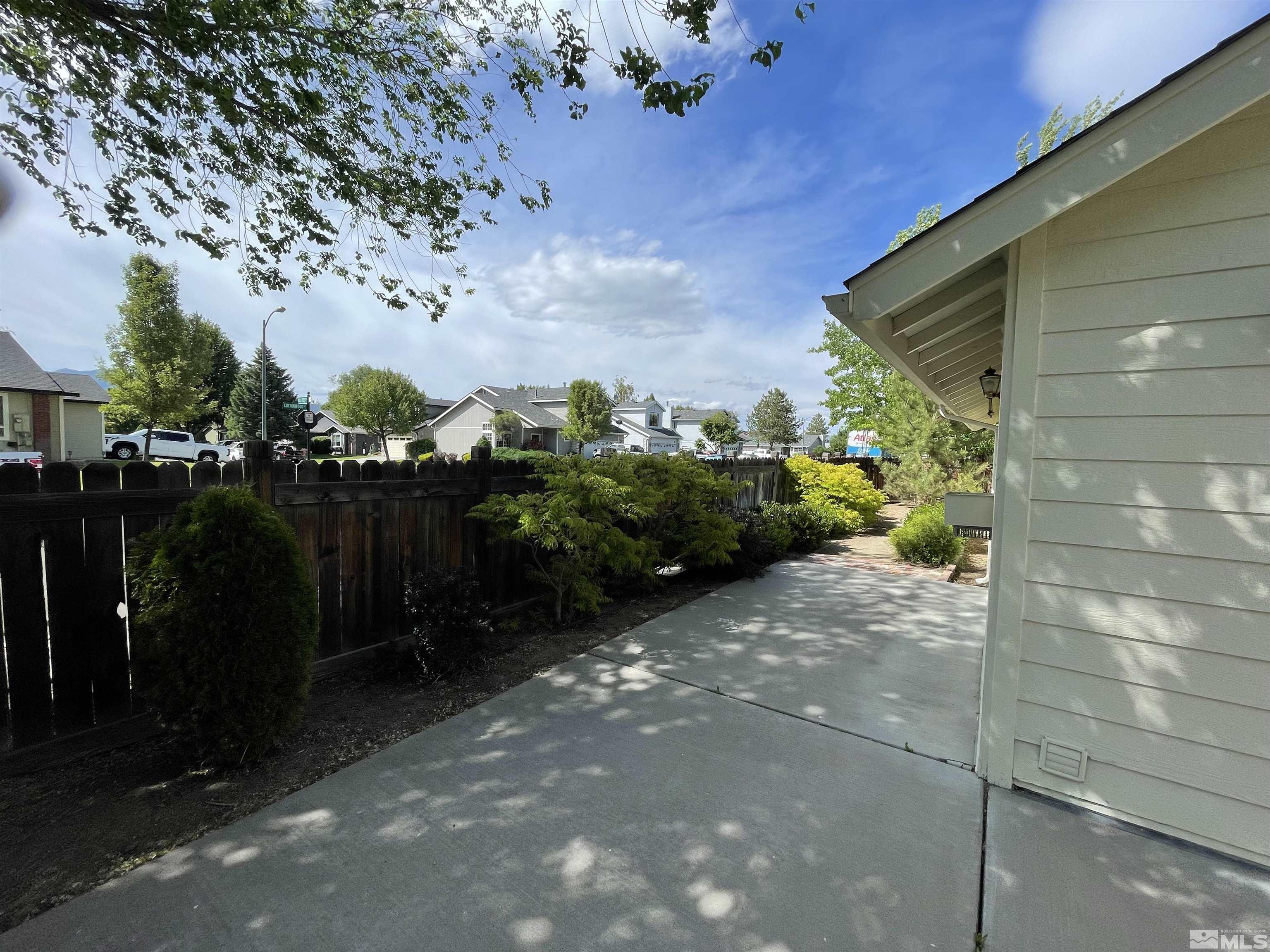 1179 Cottonwood Street 4 Property Photo 6