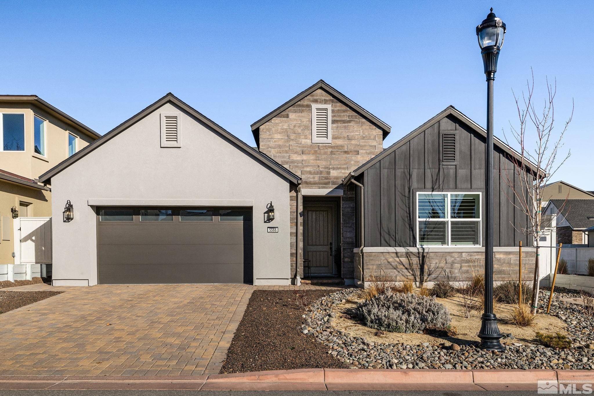 5566 Western Rider Trail Property Photo 1