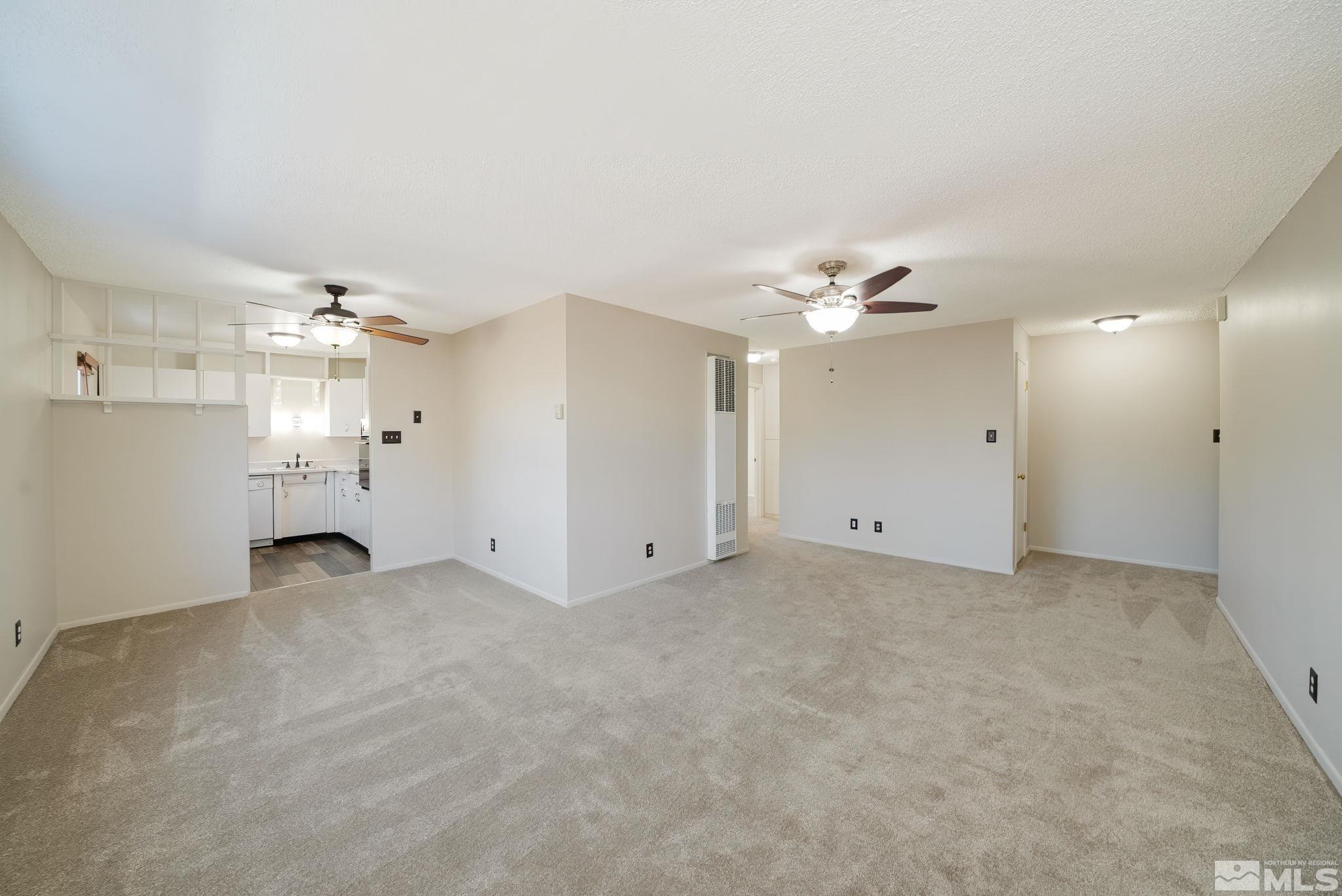 1940 4th St Property Photo 9