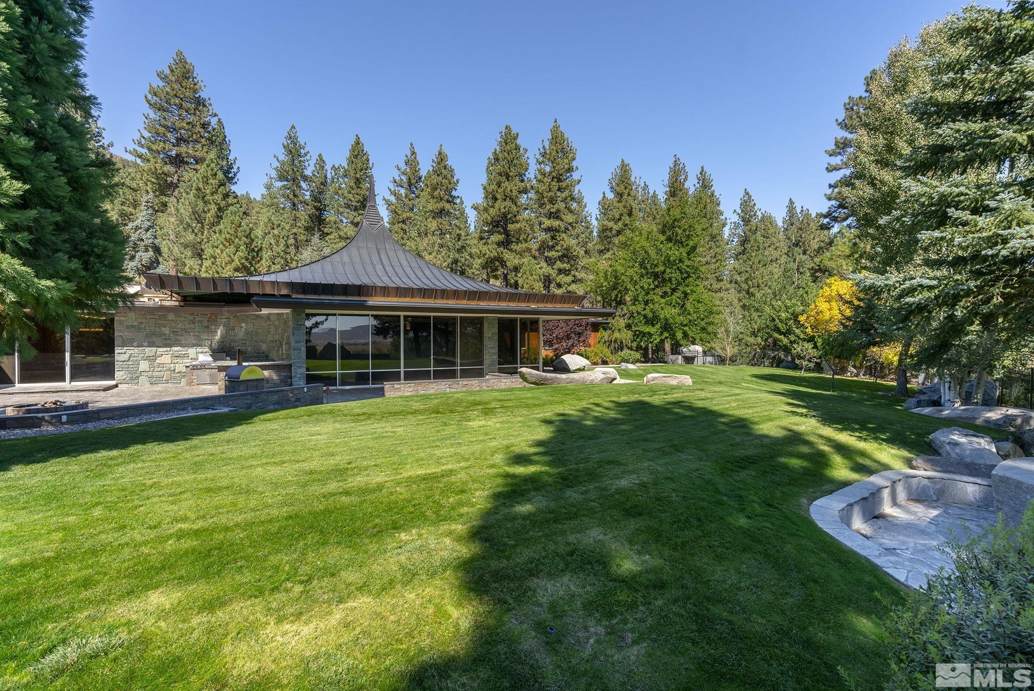 4045 Old Us 395 Property Photo 5