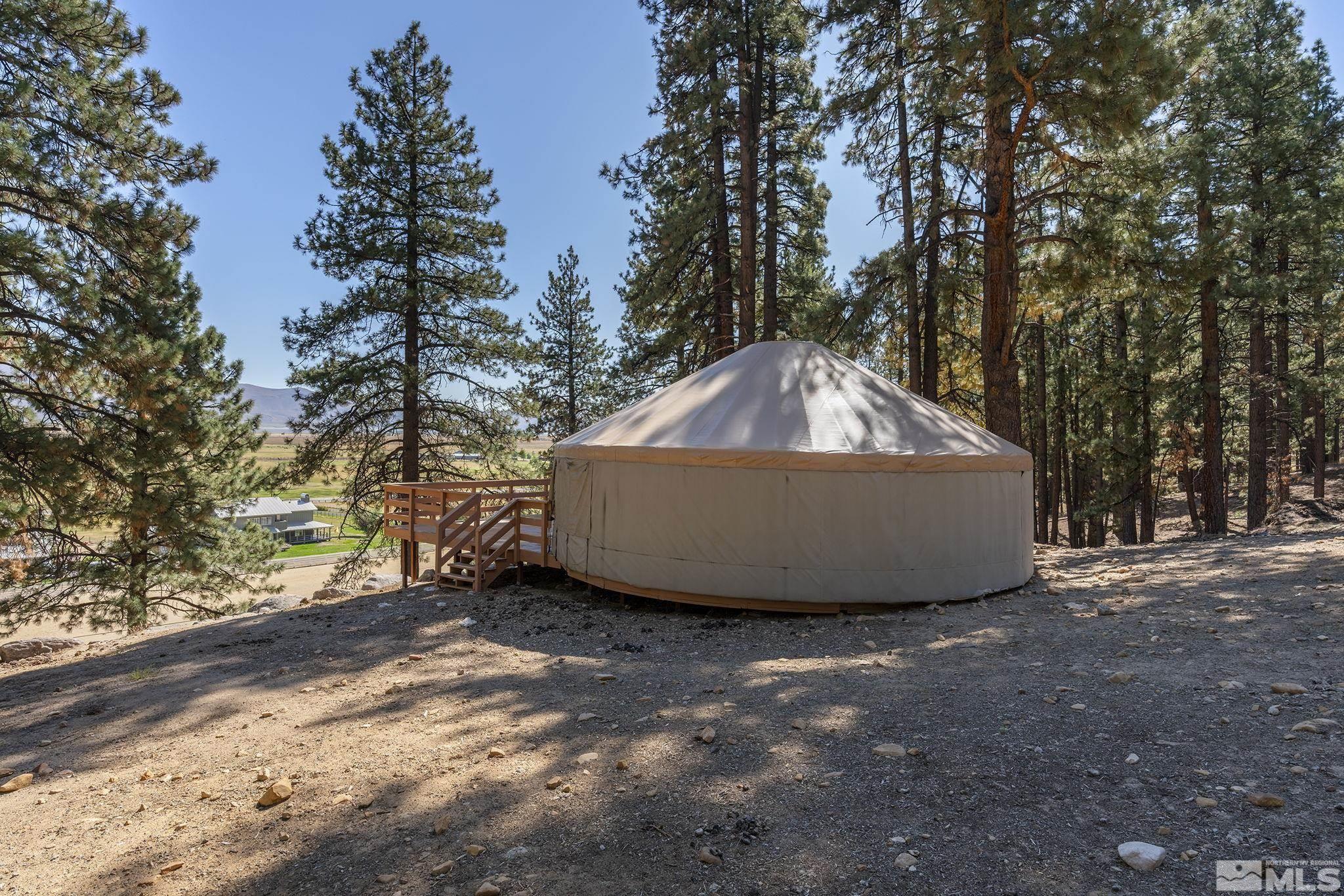 4045 Old Us 395 Property Photo 24