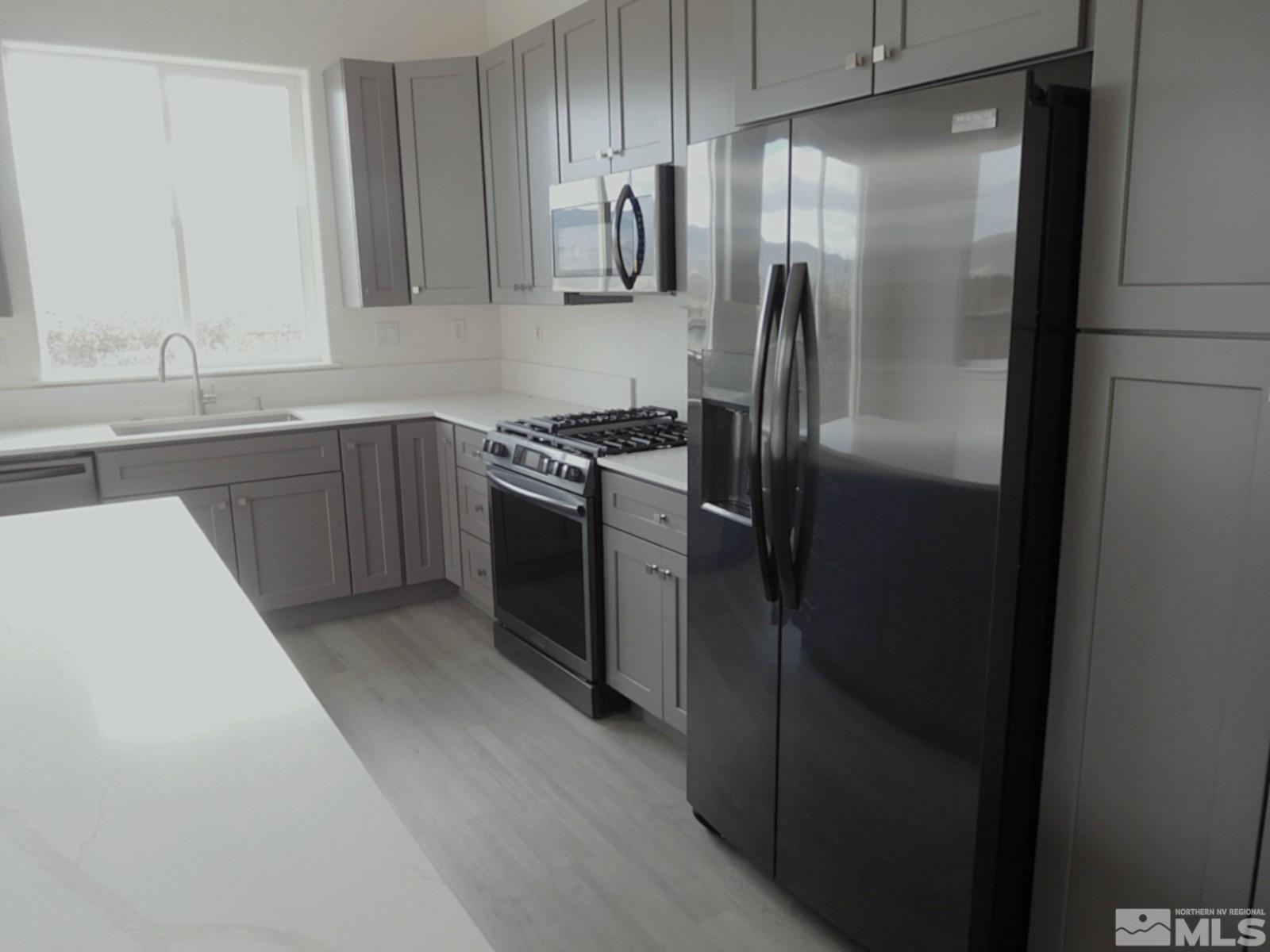 3463 Long Drive Property Photo 8