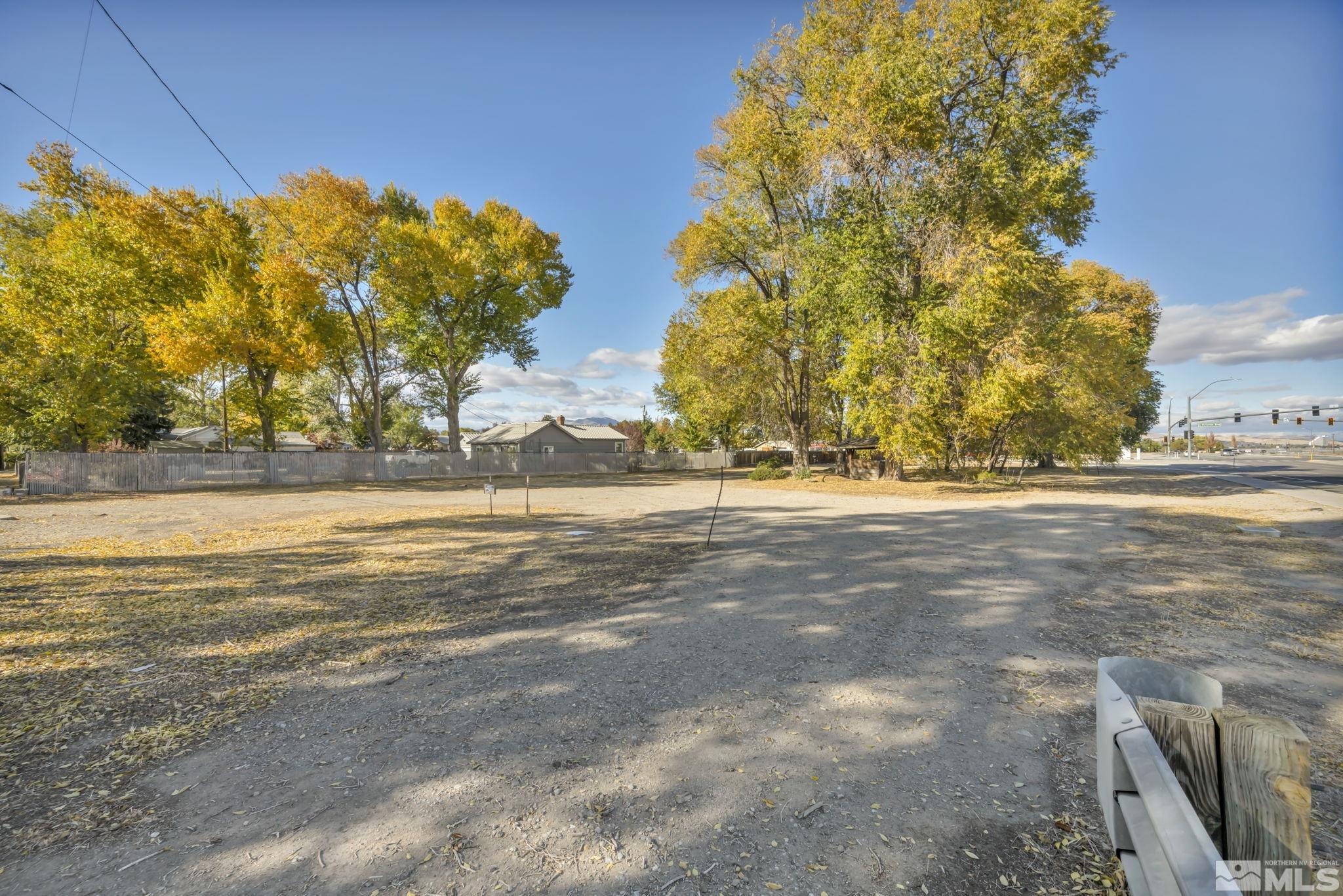 1695 Marvel Way Property Photo 4