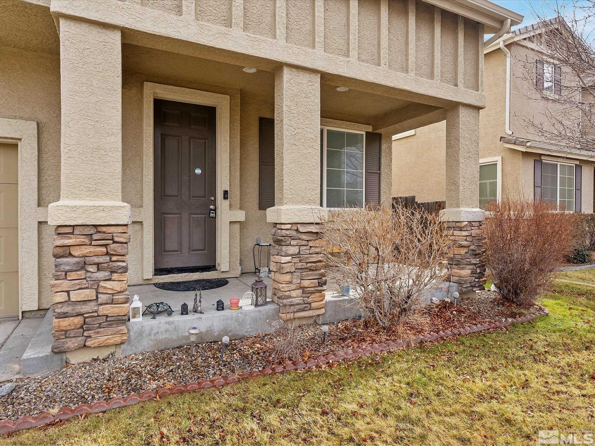 915 Lakeview Dr Property Photo 4