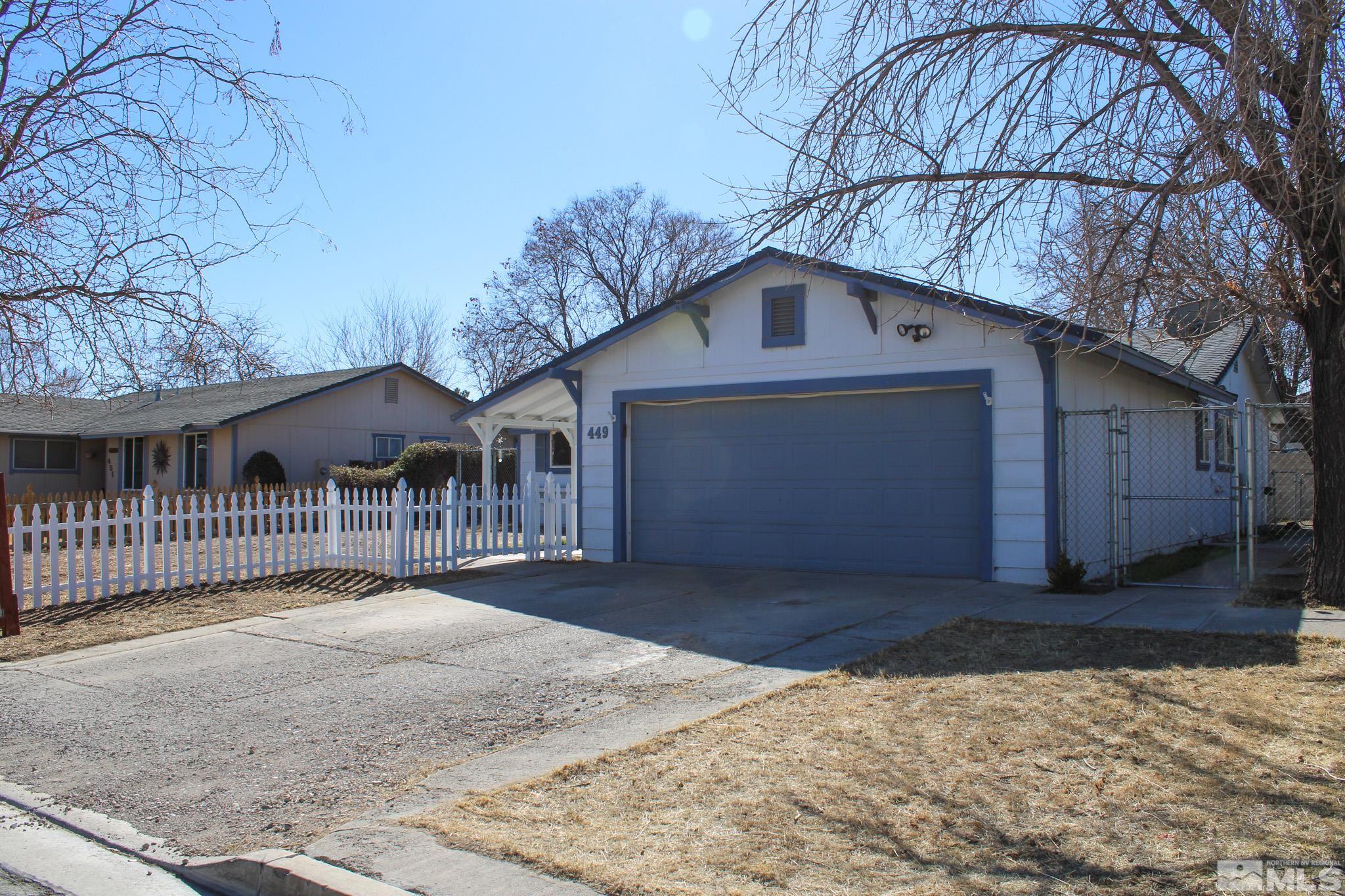 449 Sierra Property Photo 4