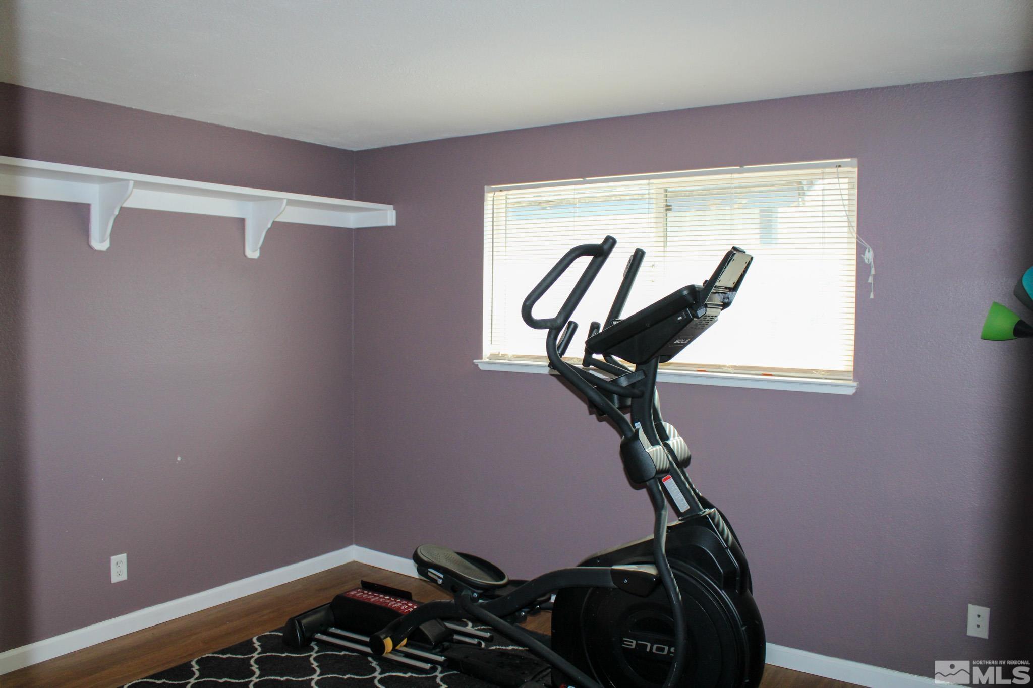449 Sierra Property Photo 18