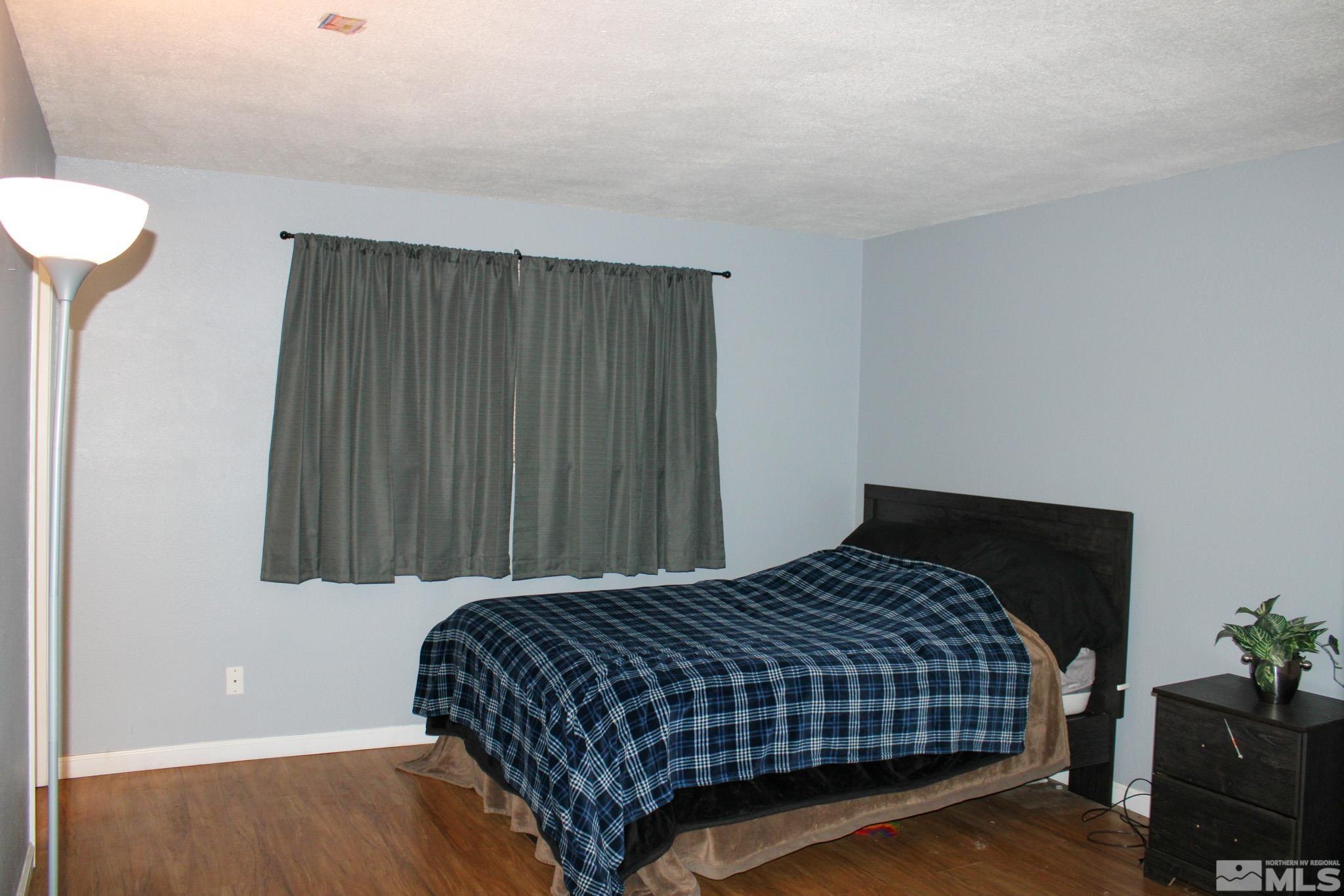 449 Sierra Property Photo 22