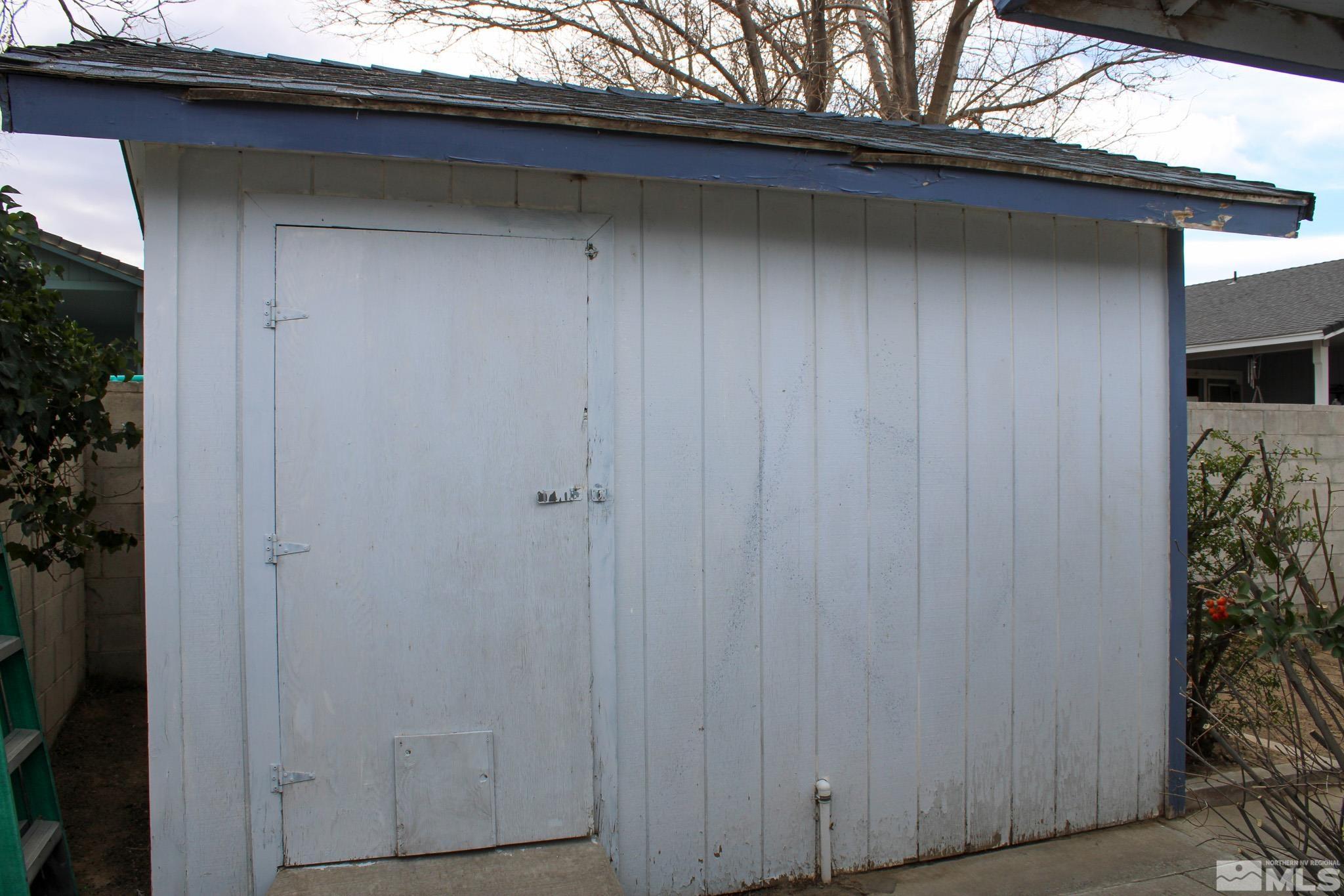 449 Sierra Property Photo 31