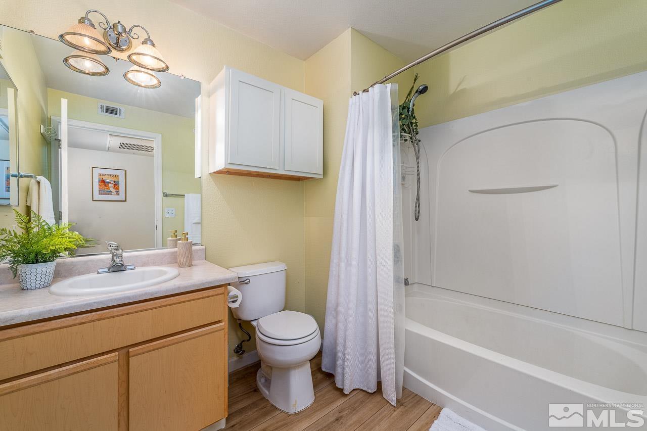 6850 Sharlands Ave 2117 Property Photo 5