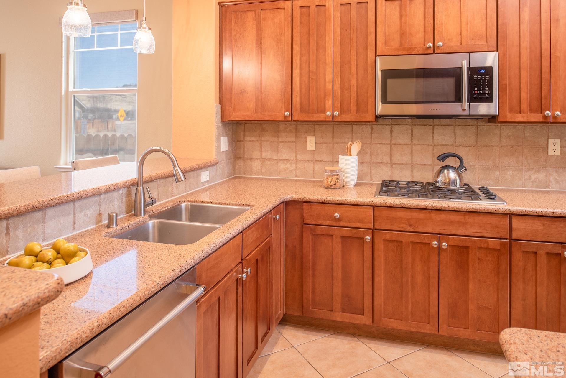1196 Harbor Town Circle Property Photo 11