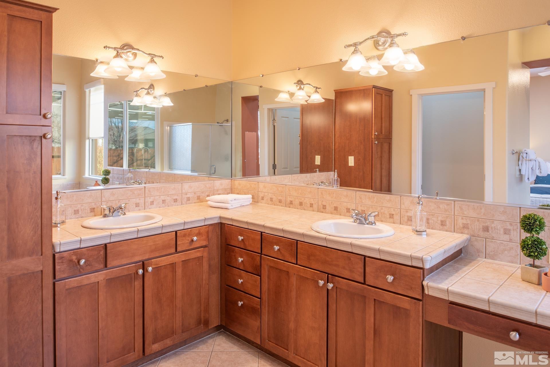 1196 Harbor Town Circle Property Photo 17
