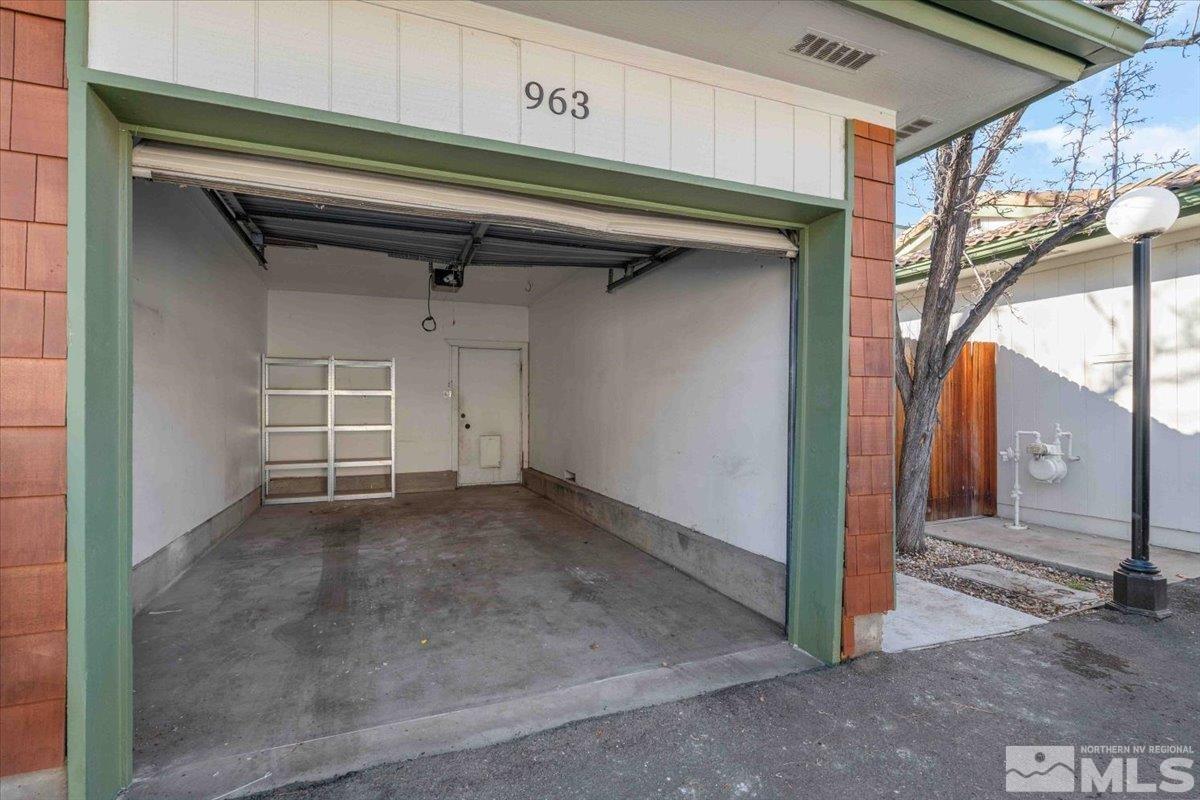 963 Flatcar Ln Property Photo 26