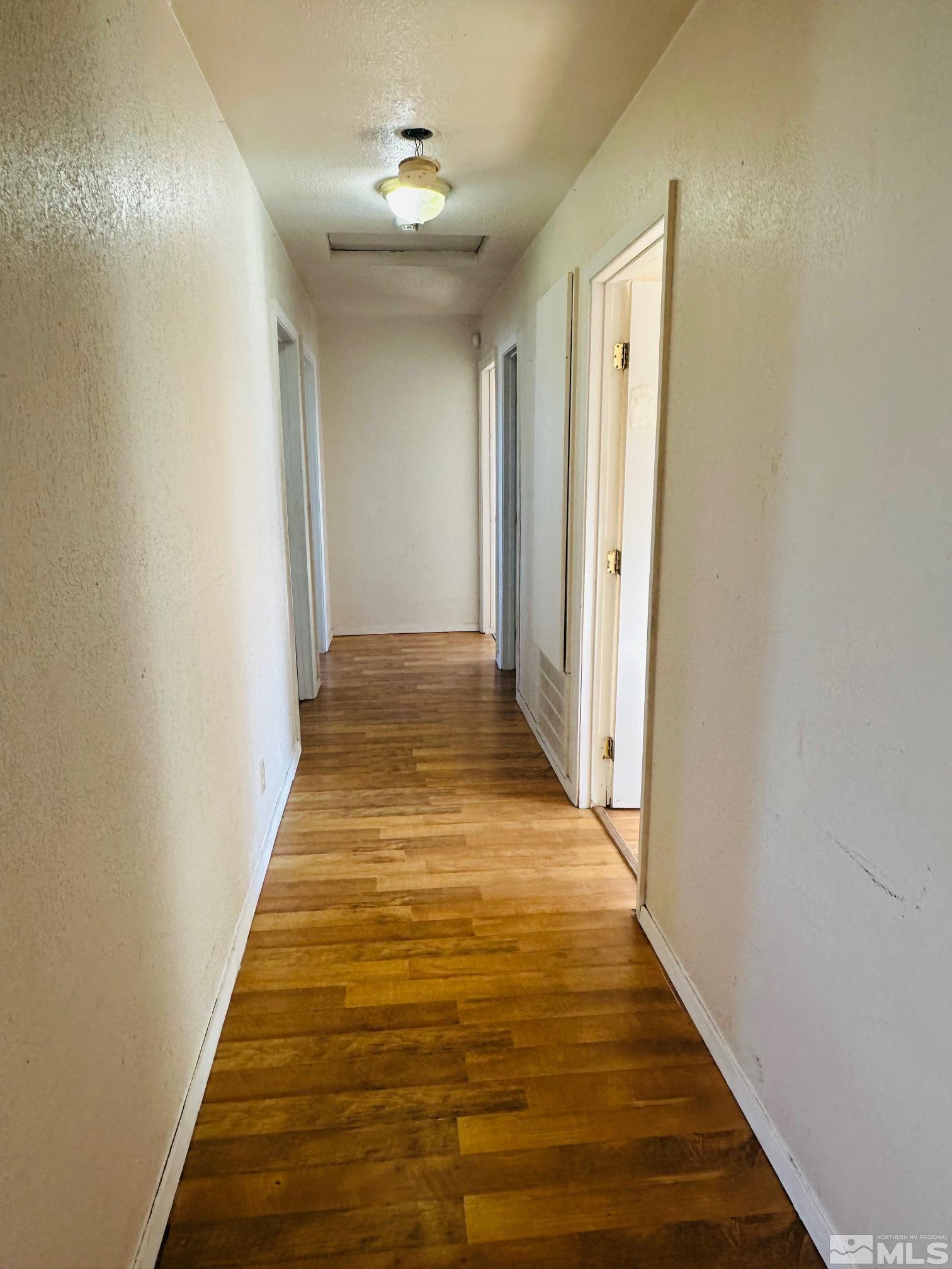 815 16th St Property Photo 13