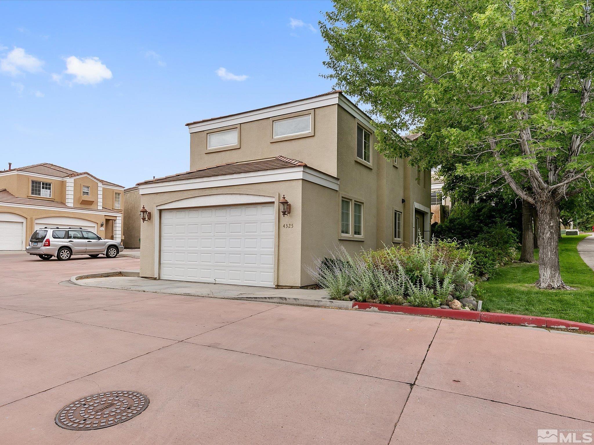 4325 Tuscany Circle Property Photo 1