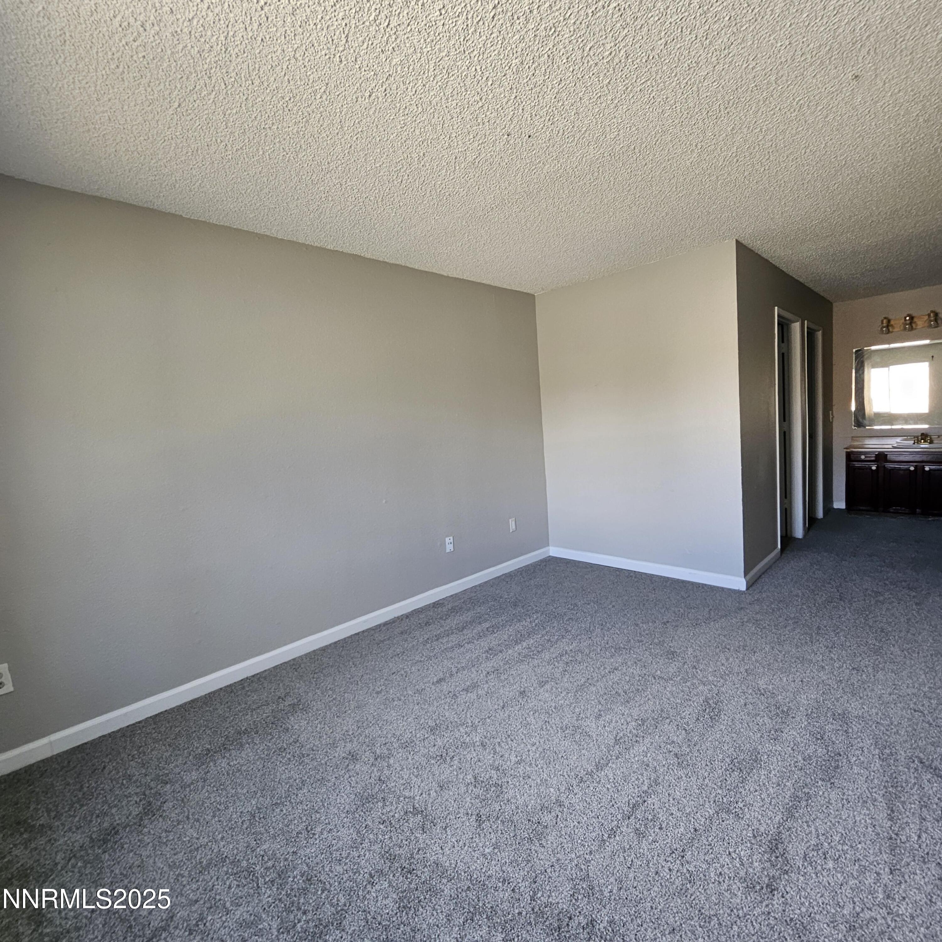 2375 Tripp Drive Property Photo 8