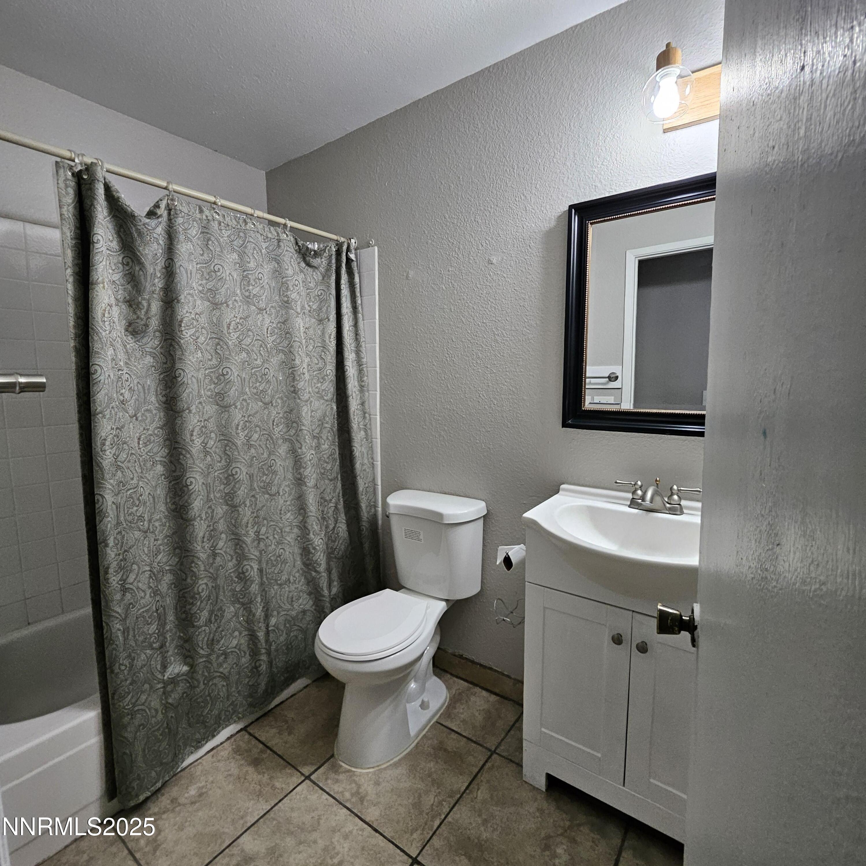2375 Tripp Drive Property Photo 9