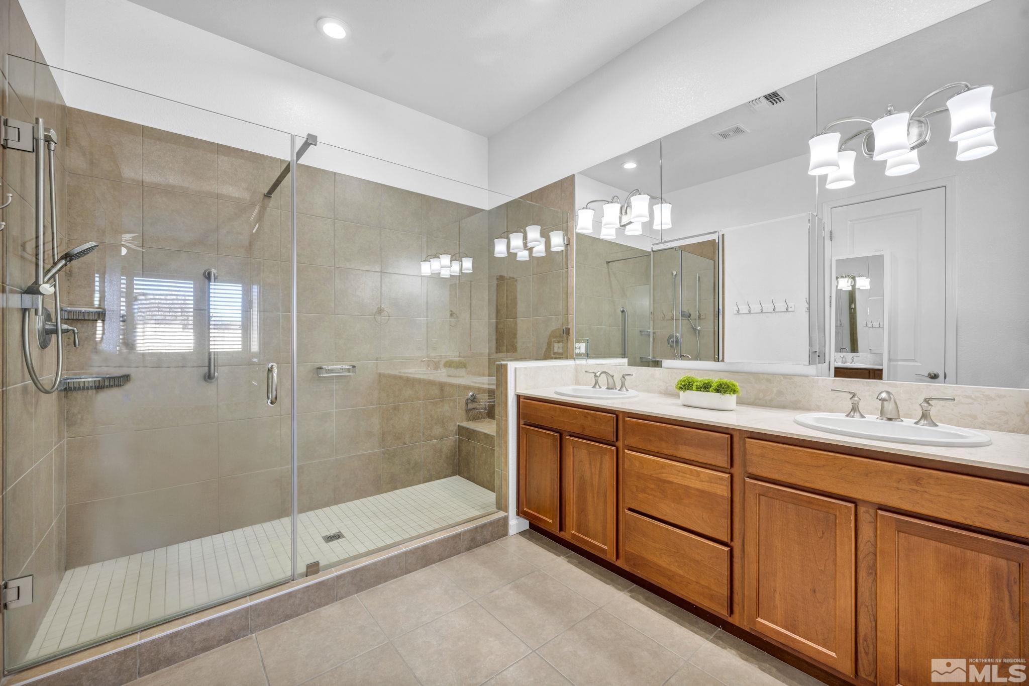 9825 Hafflinger Lane Property Photo 19