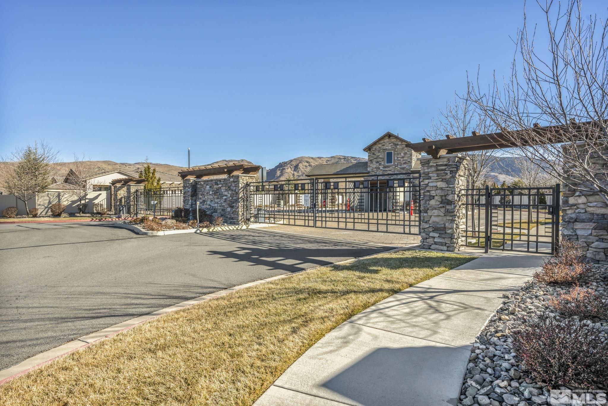 9825 Hafflinger Lane Property Photo 38