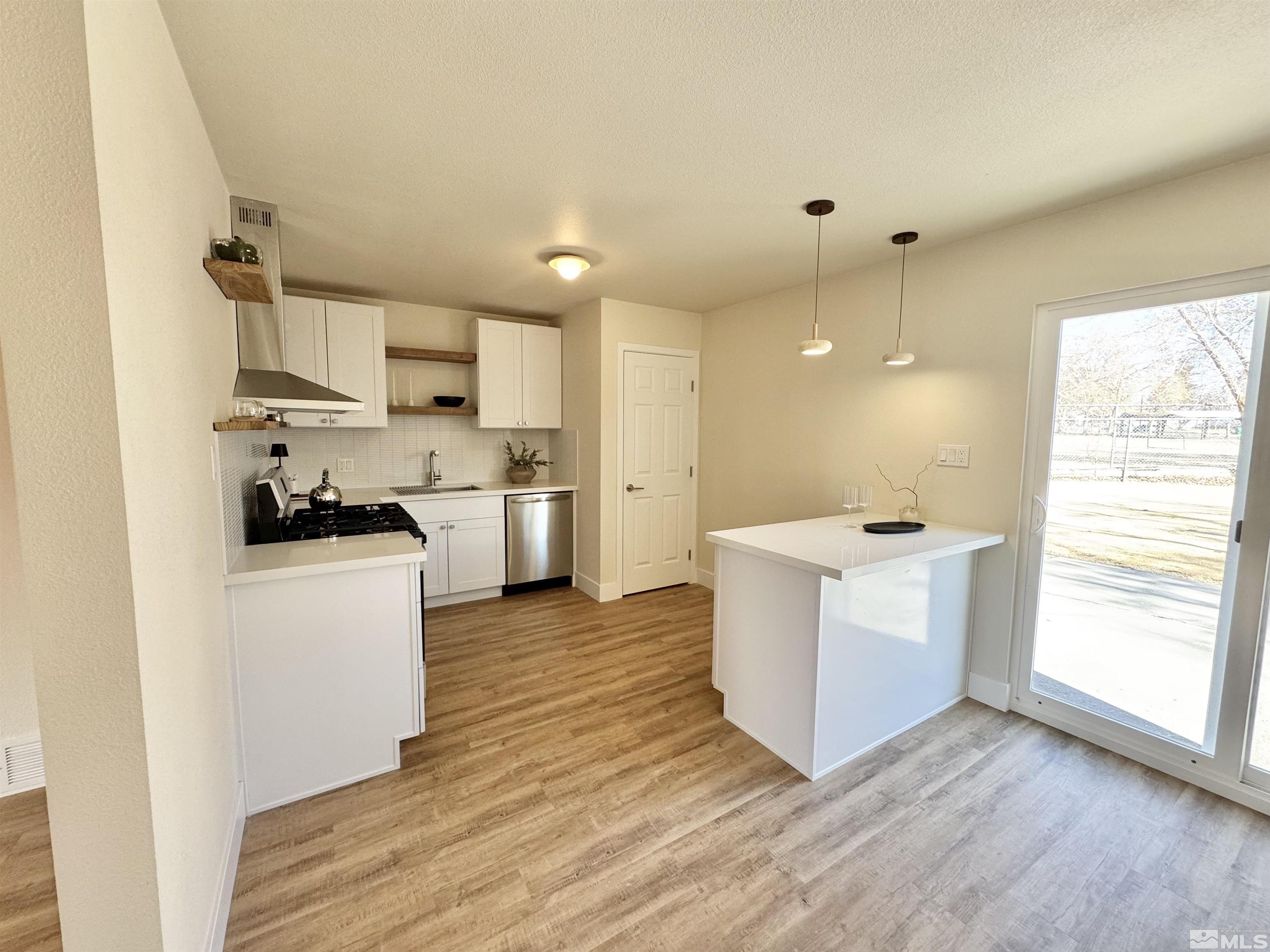 2580 Simms Cir Property Photo 4