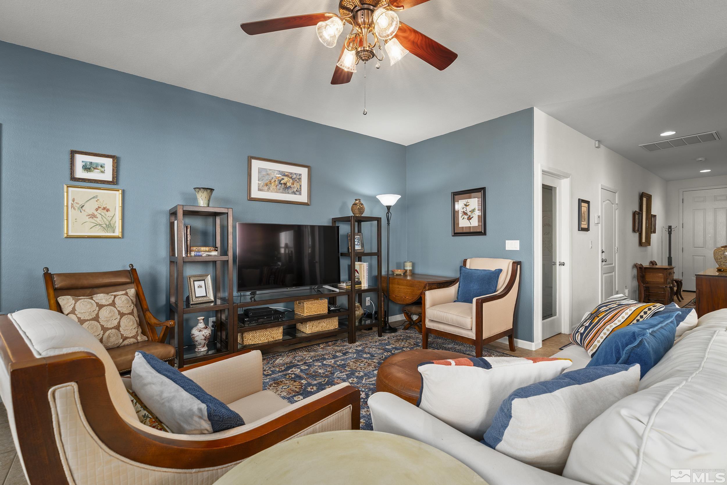 7224 Windswept Loop Property Photo 7