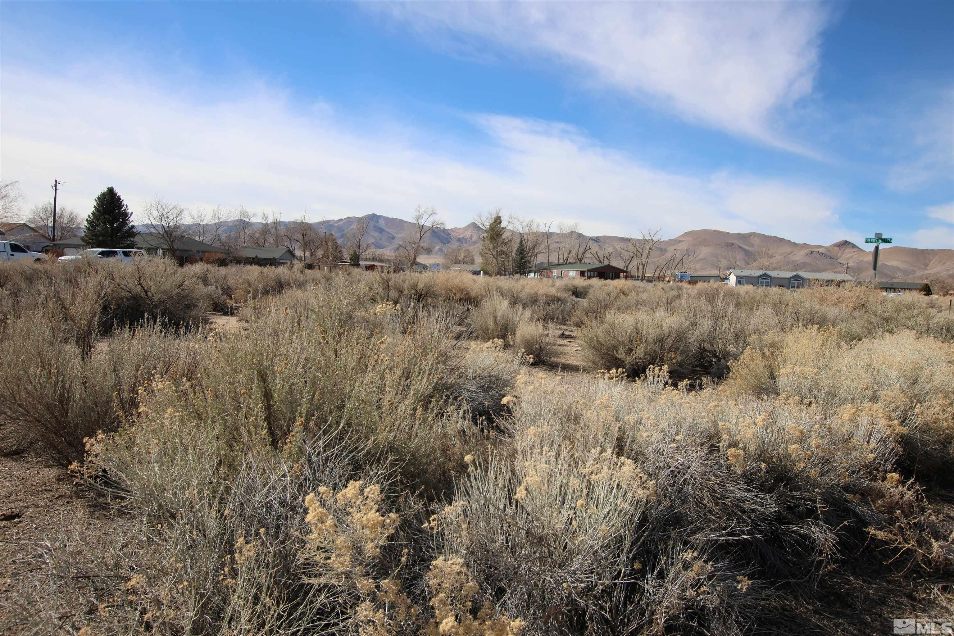 7 Calico Hills Ln Property Photo 2