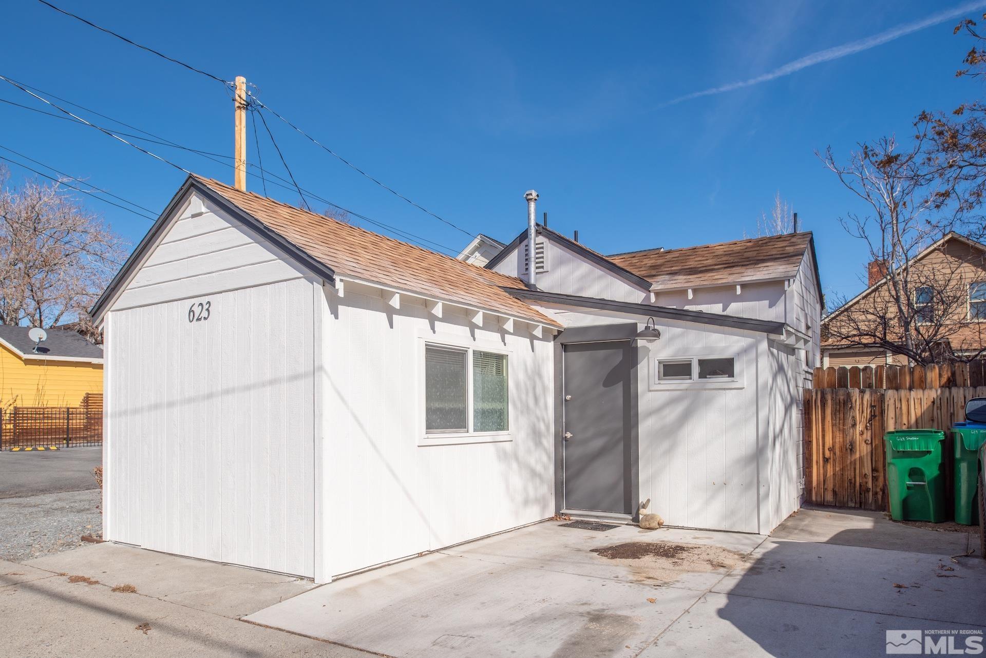 629 Sinclair St Property Photo 11