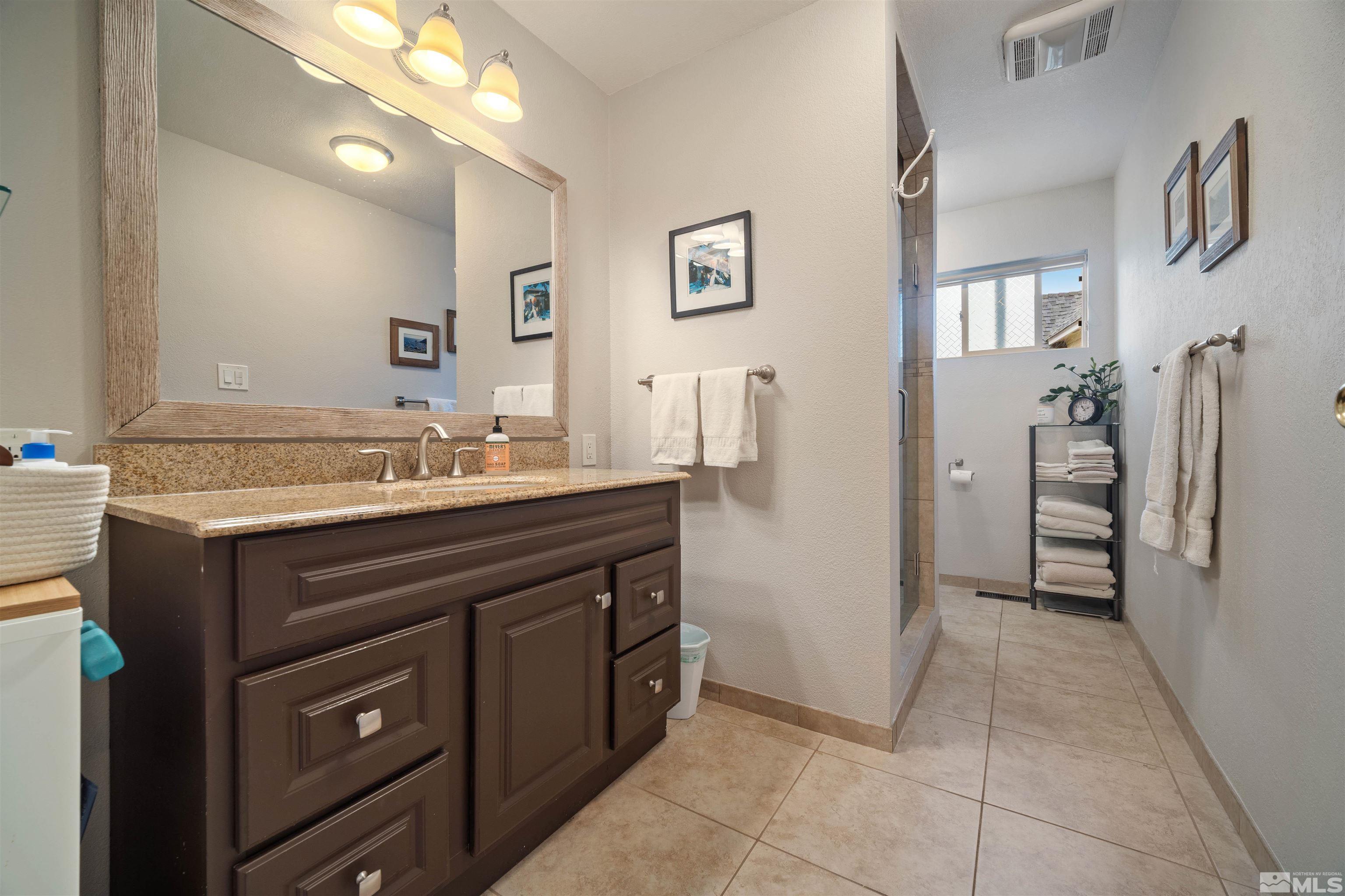 2075 Lakeside Dr. Property Photo 27