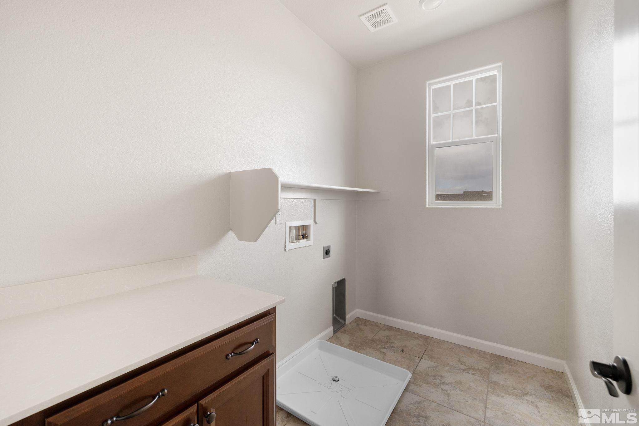 9347 Bay Dr Property Photo 24