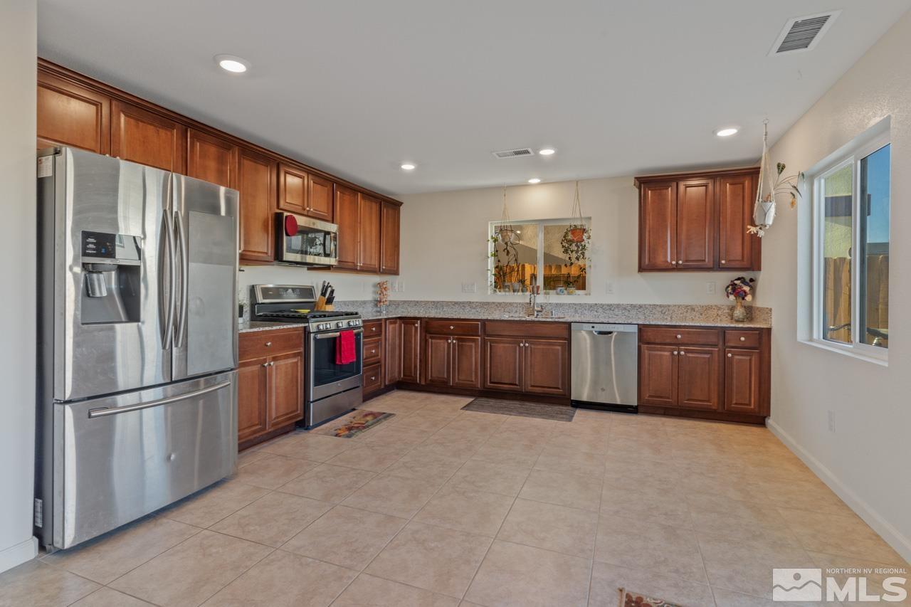 8836 Mahon Dr Property Photo 8