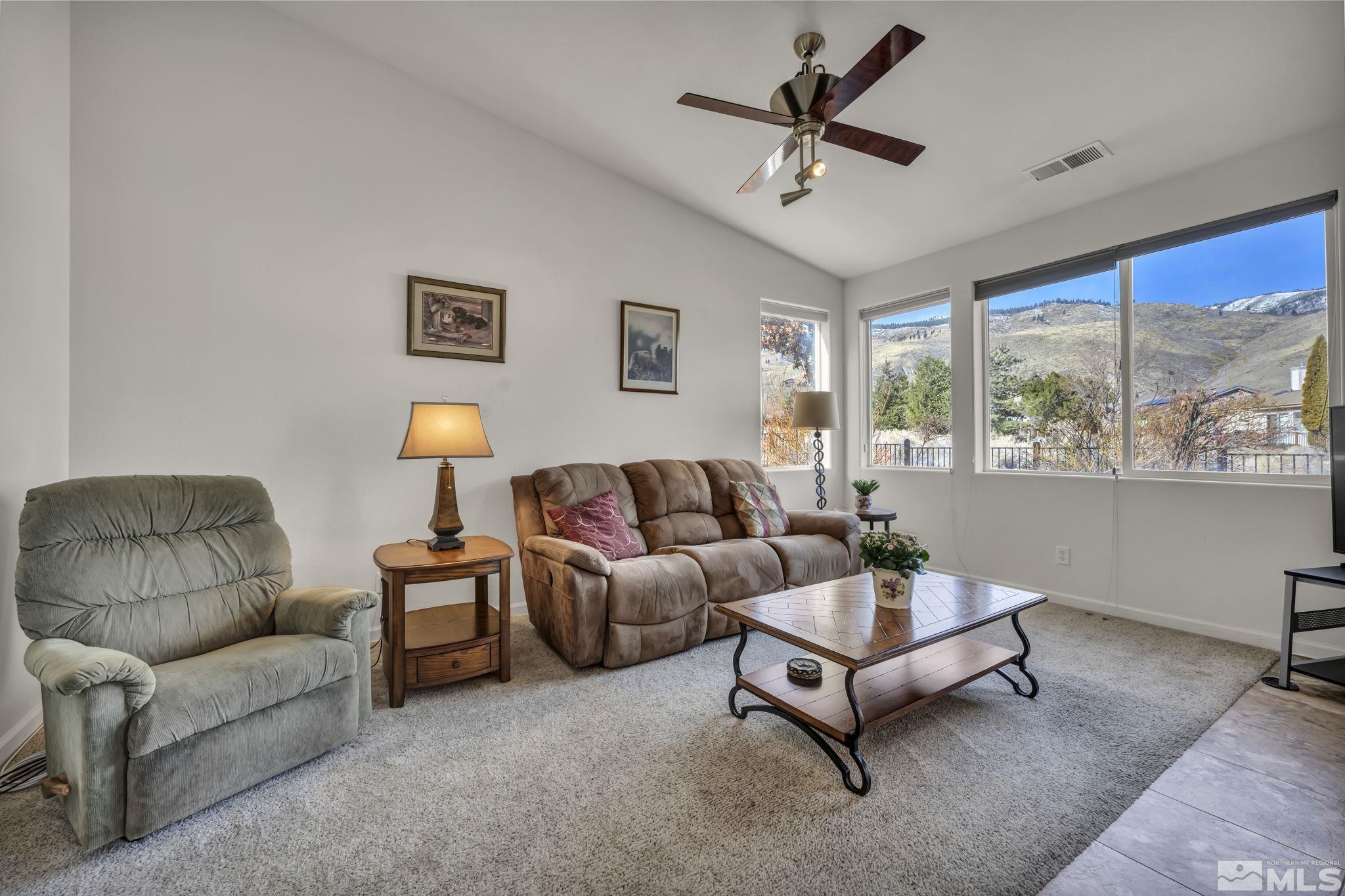 236 Sussex Pl Property Photo 17