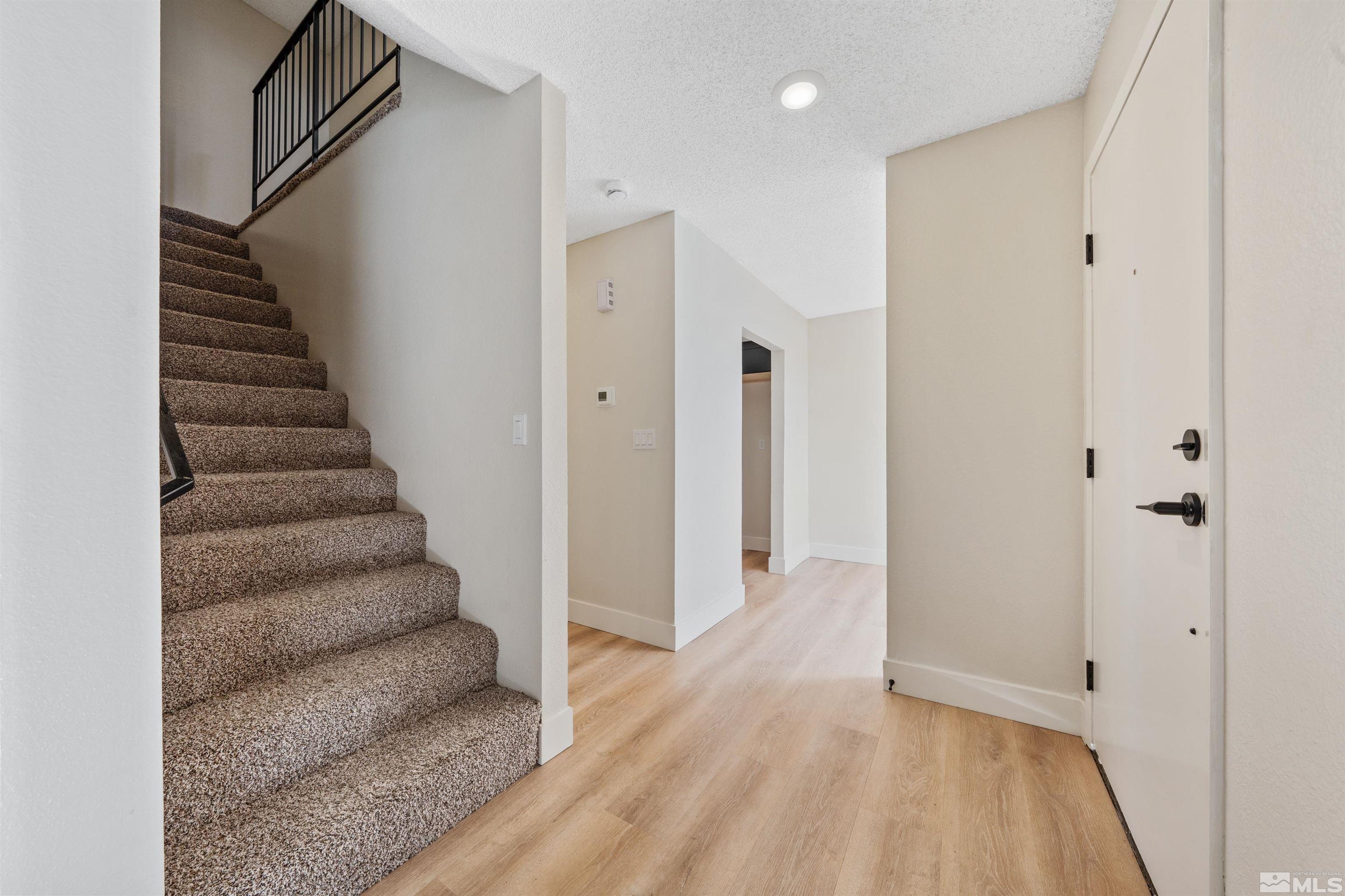 3565 Balboa Dr Property Photo 14