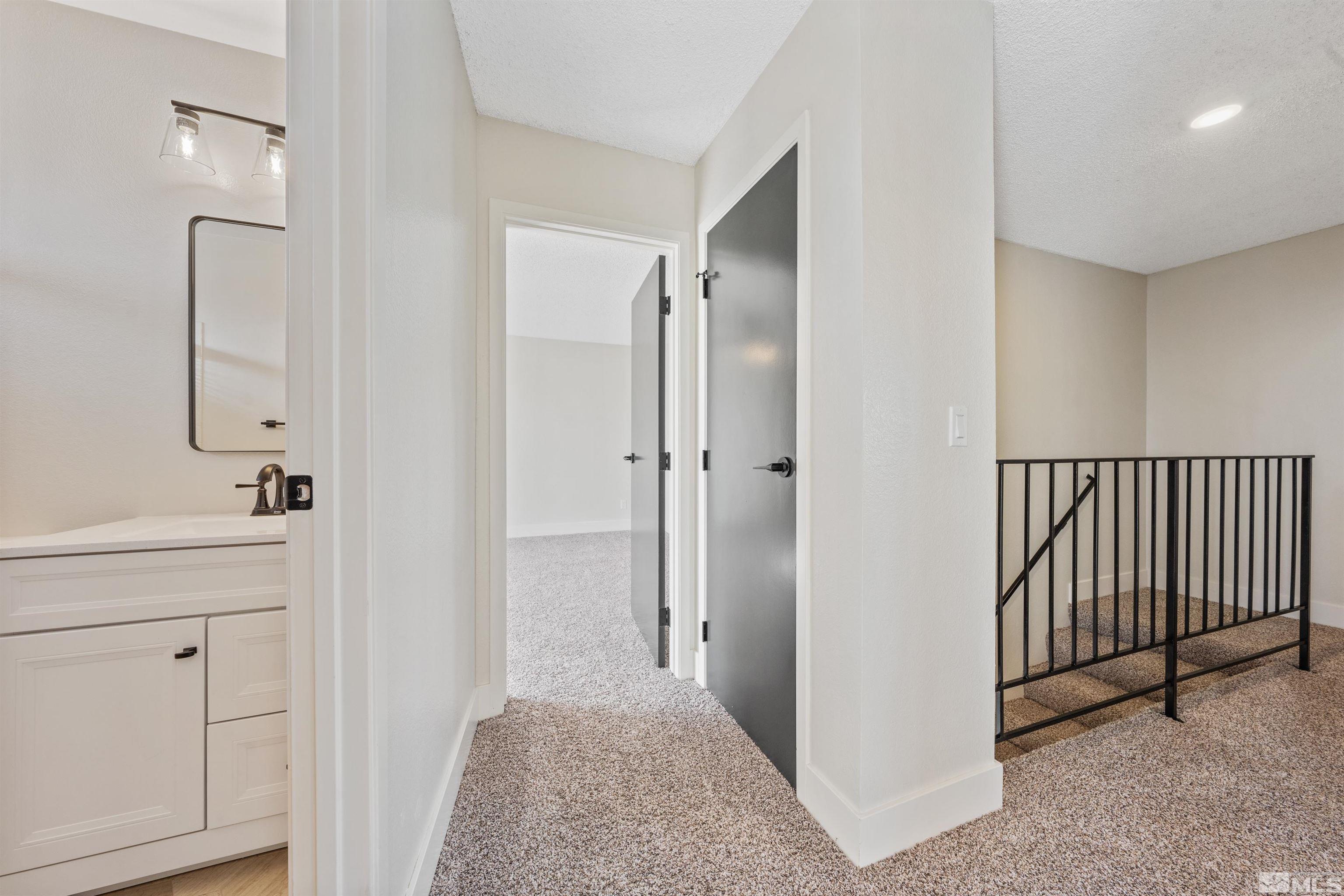 3565 Balboa Dr Property Photo 17
