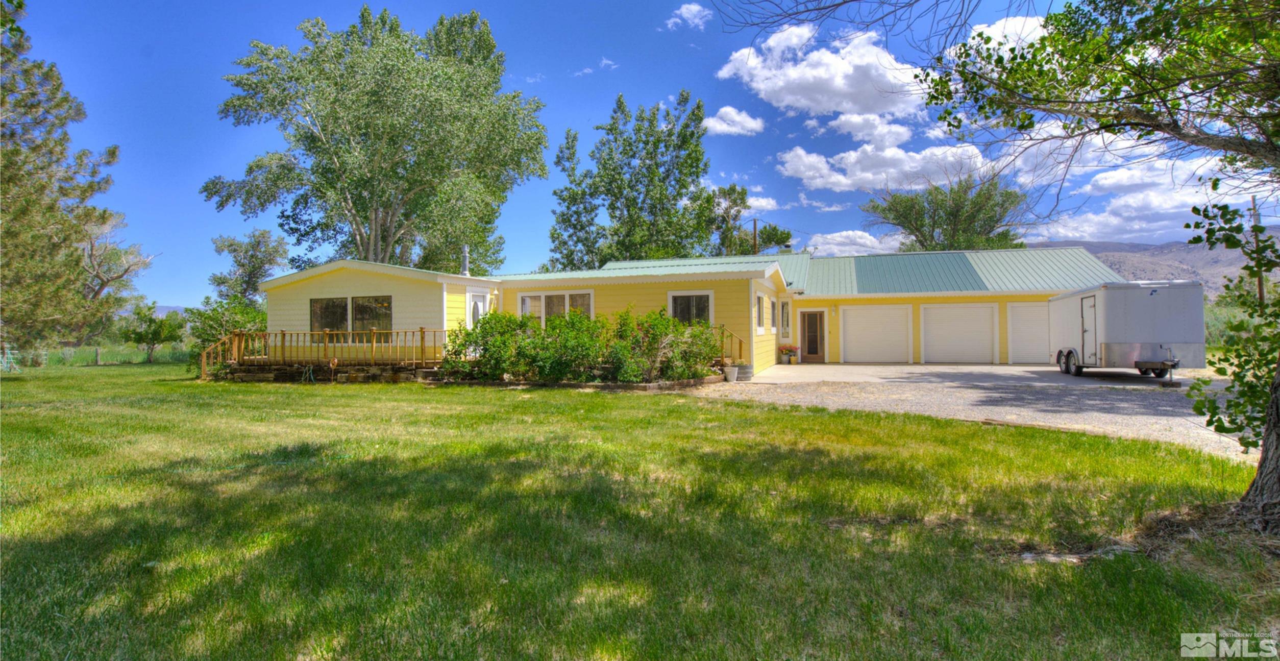 109132 Hwy 395 Property Photo 1