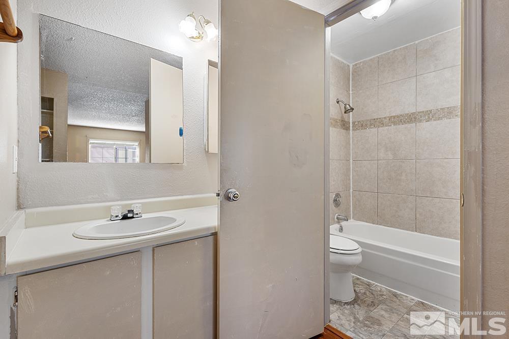 2375 Tripp Drive Property Photo 16