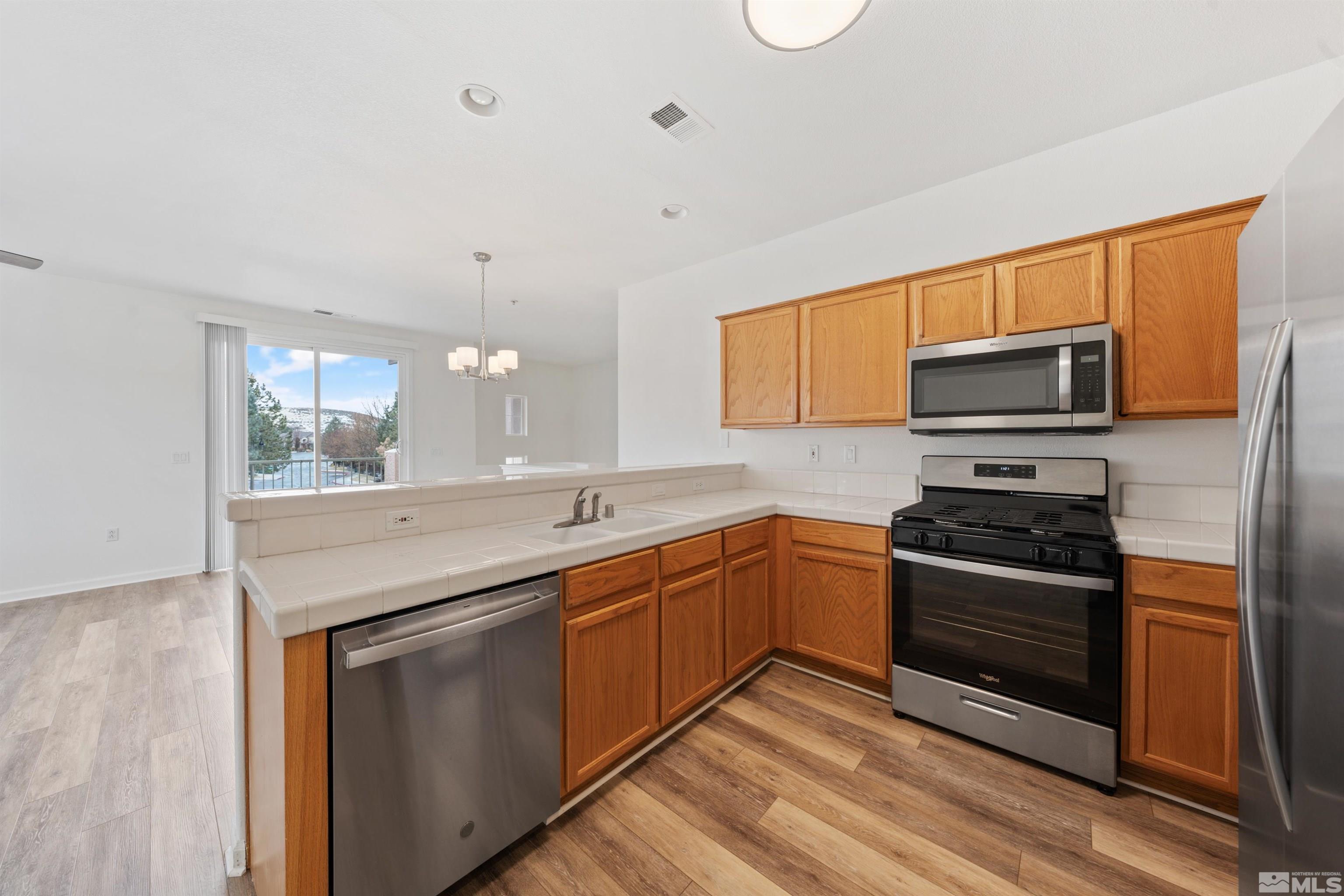 6120 Ingleston Dr Apt 621 Property Photo 8