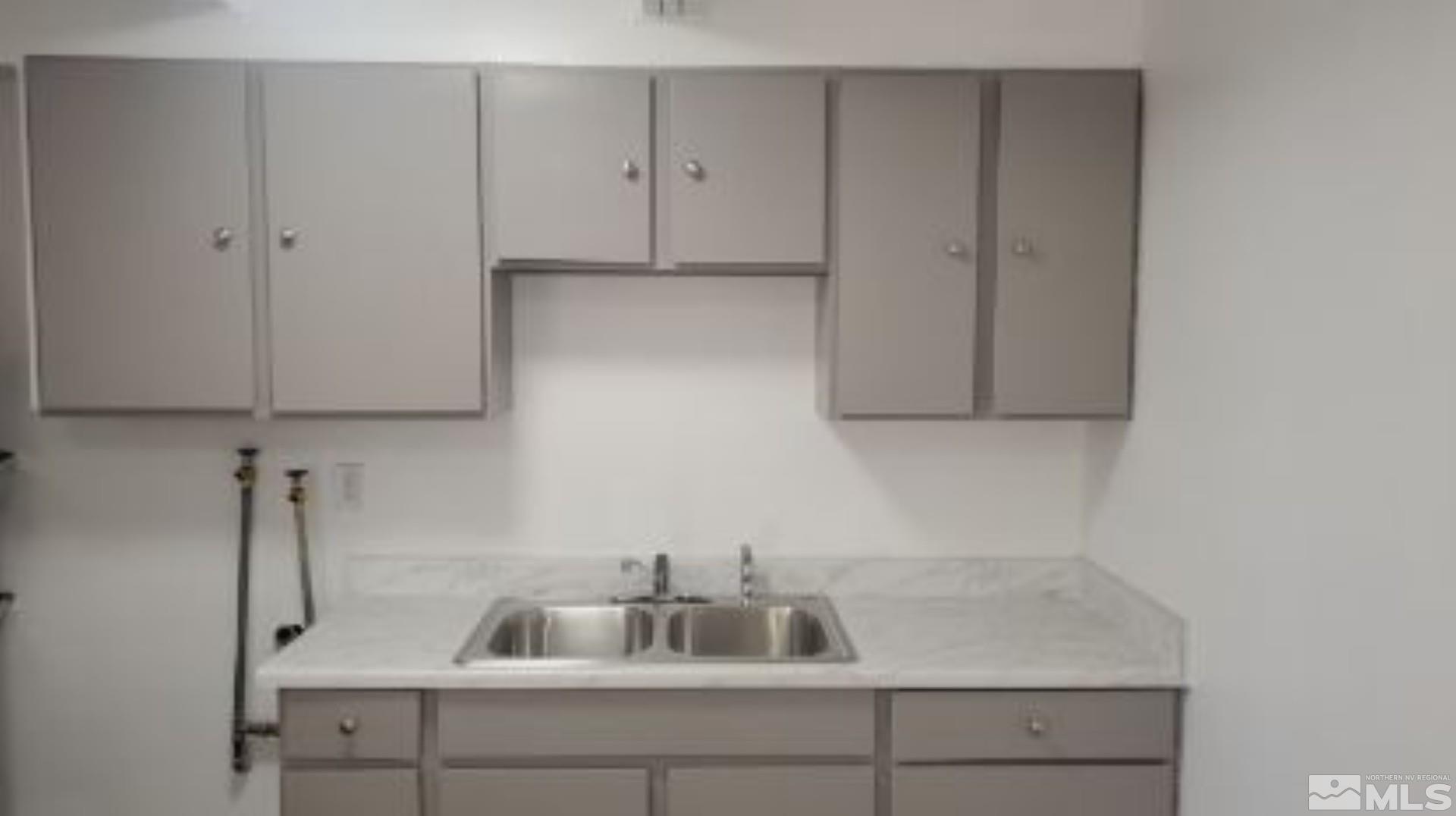 121 Hermansen Street Property Photo 5