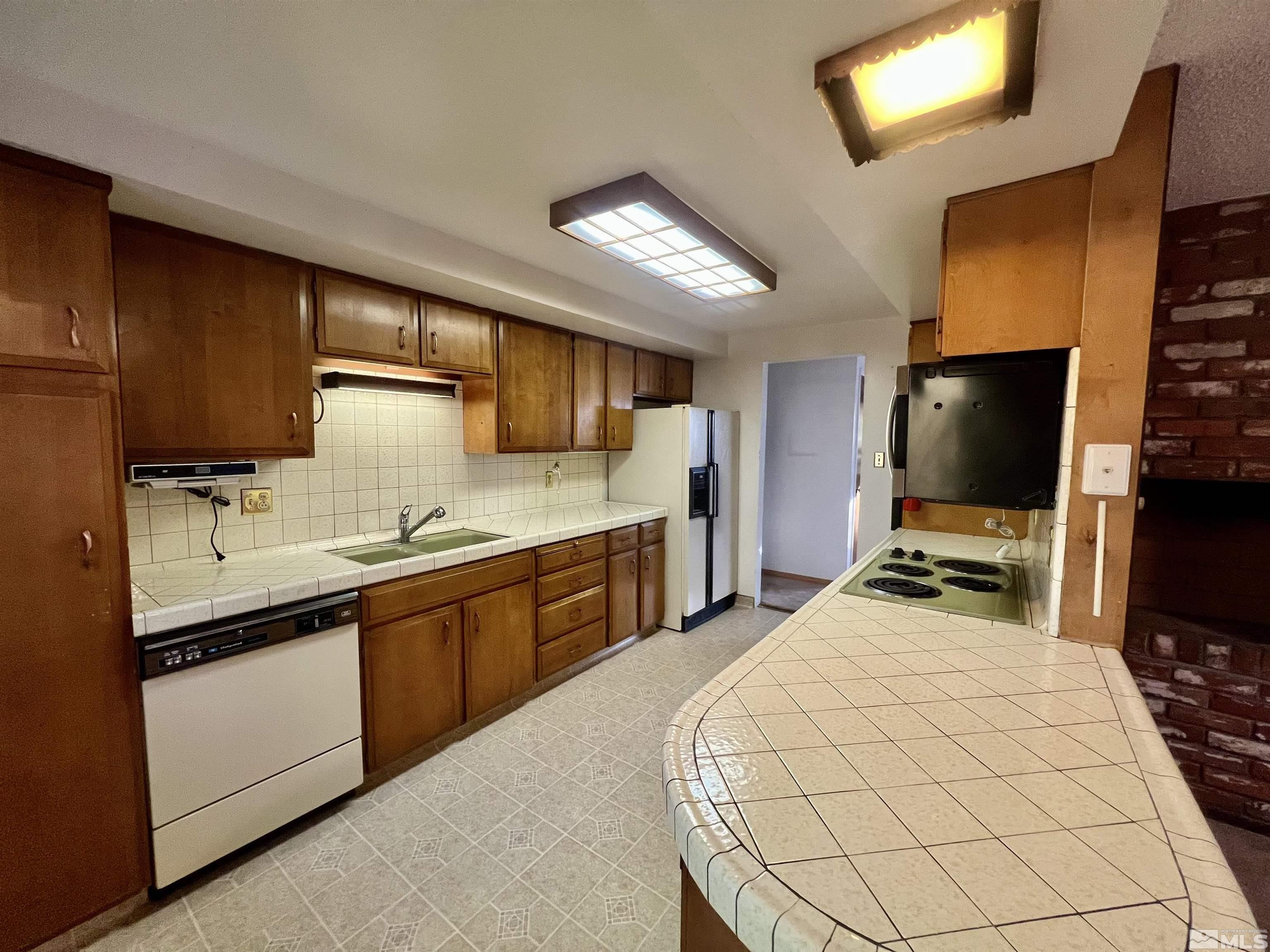 901 Osgood Place Property Photo 10