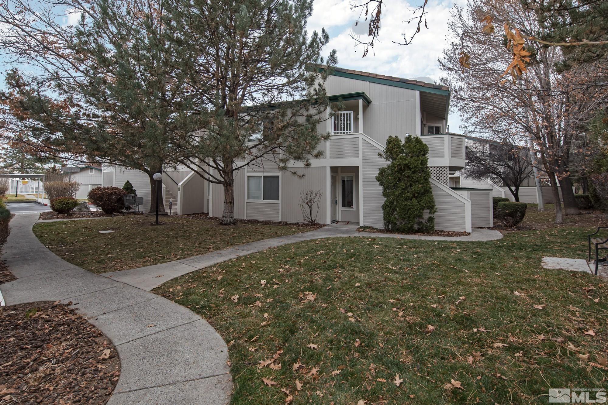 2651 Sycamore Glen Dr Apt 4 Property Photo 2