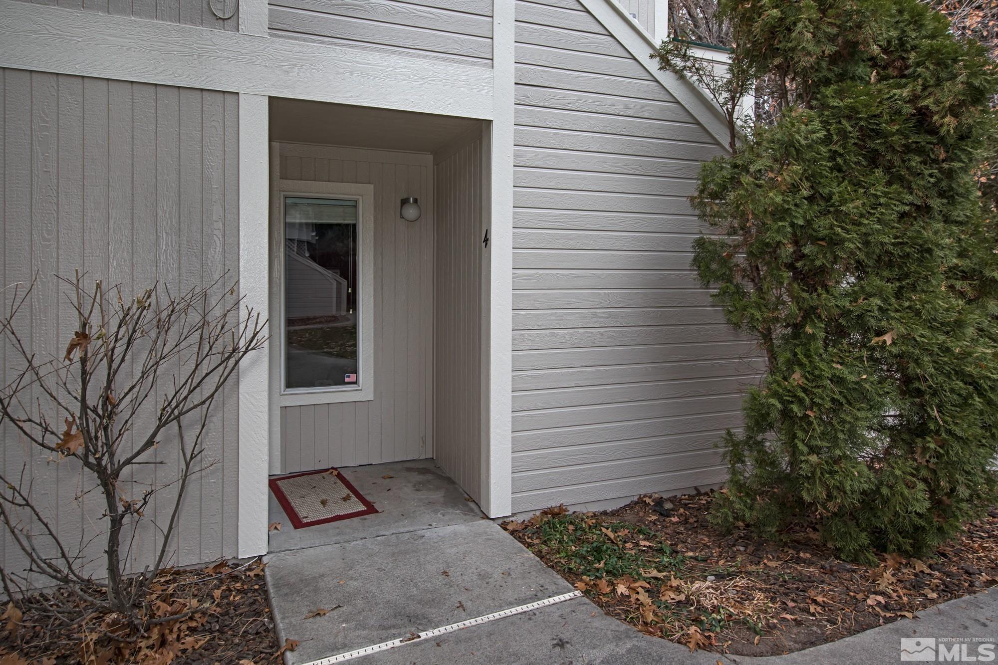 2651 Sycamore Glen Dr Apt 4 Property Photo 3