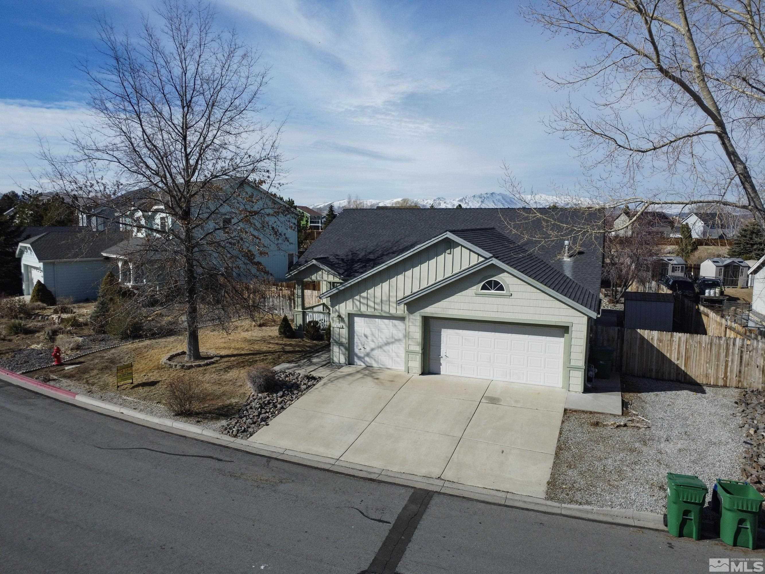 9570 Crystalline Dr Property Photo 3