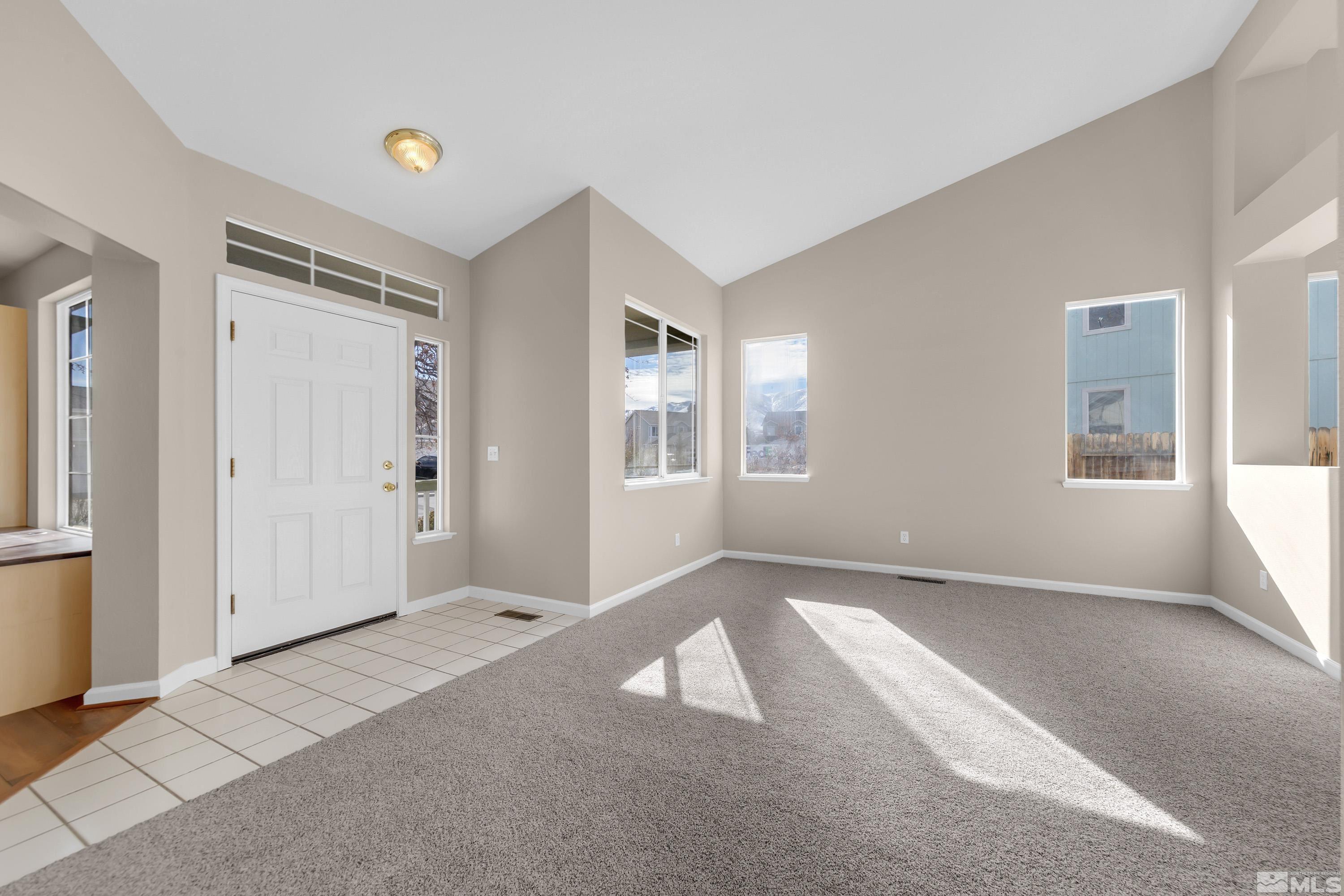 9570 Crystalline Dr Property Photo 8