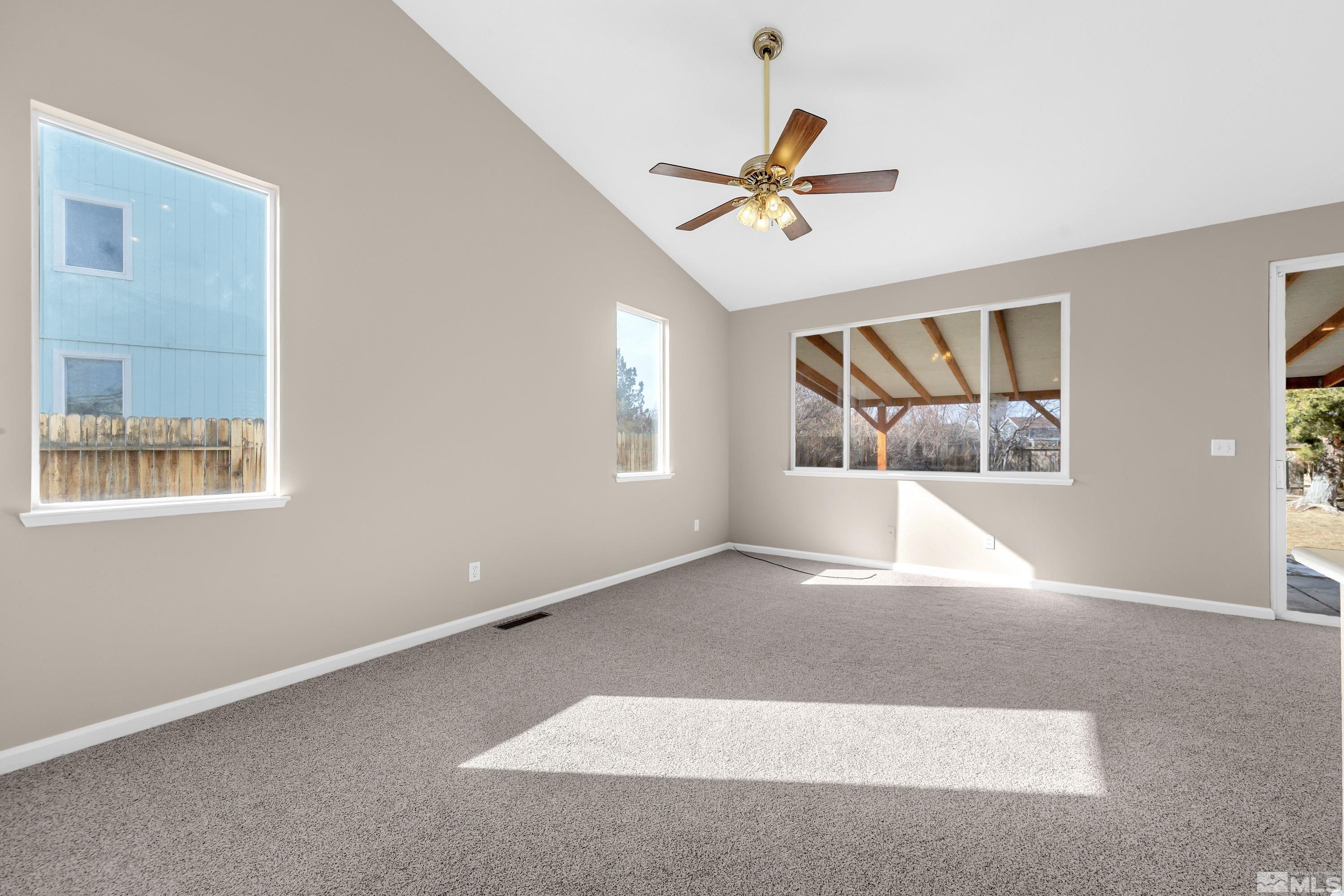 9570 Crystalline Dr Property Photo 15